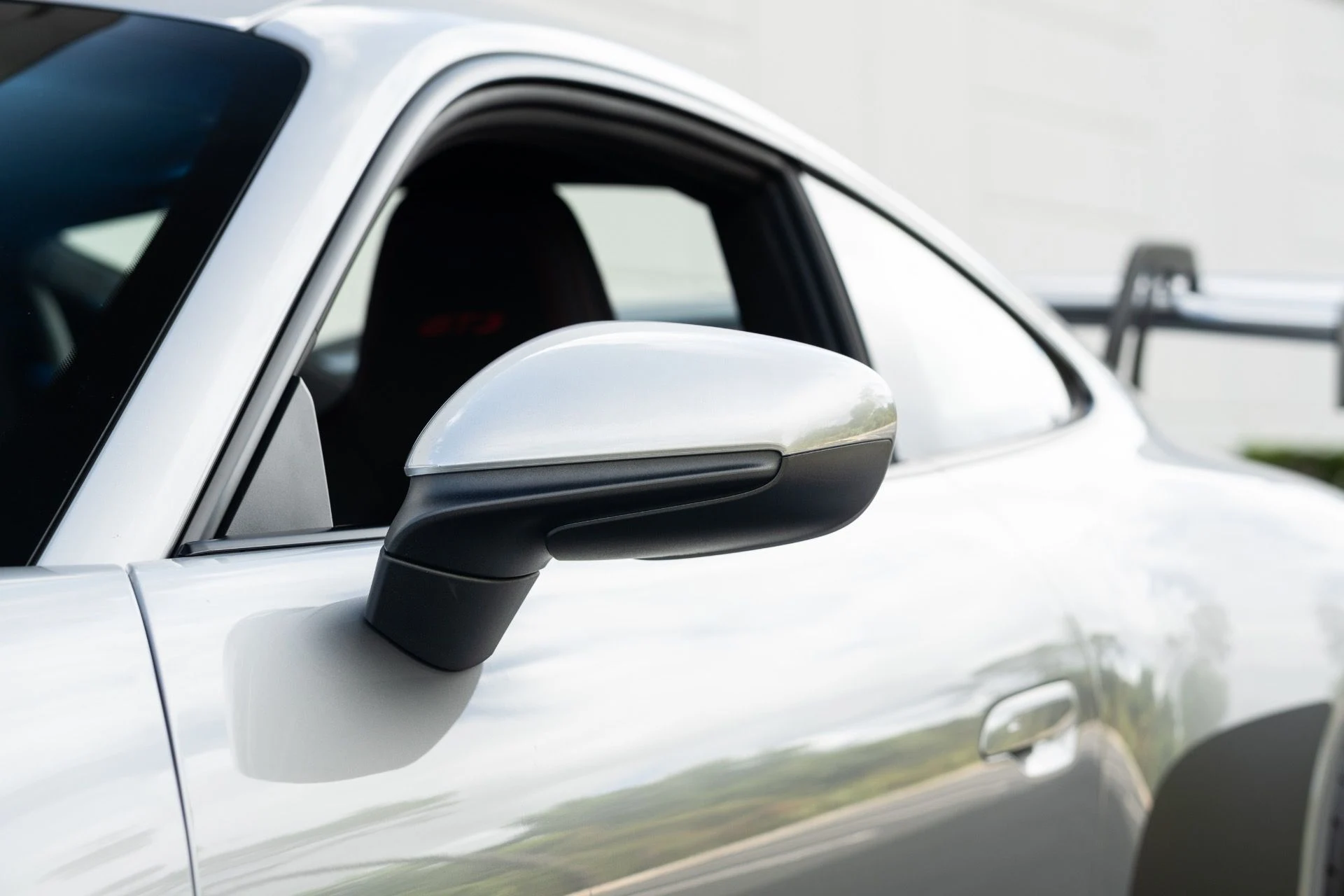 mph023_2030064802_Used_2022_Porsche_911_GT_3_w_Touring_1769199513_531f238d9b