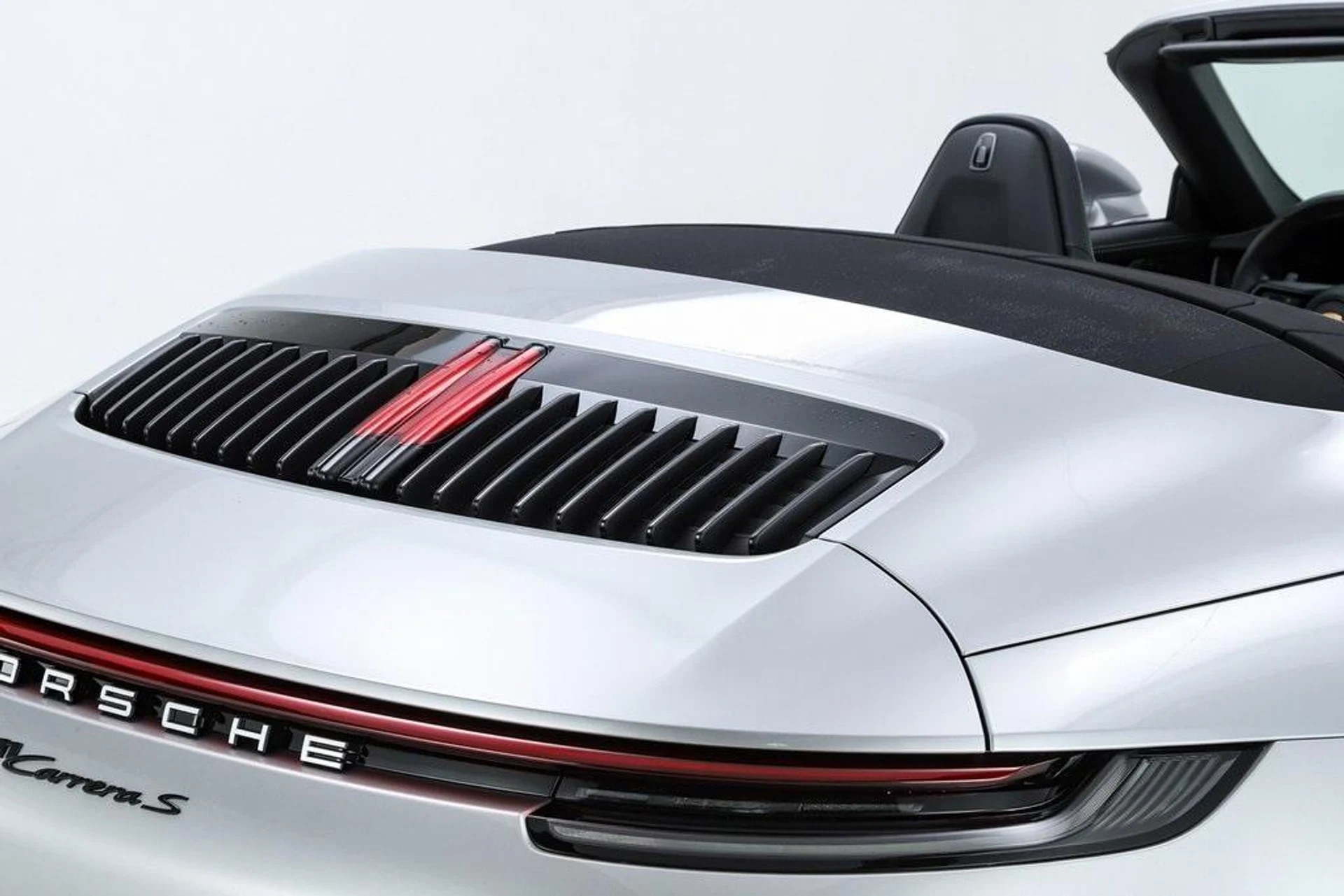 mph023_2037289484_J_Jt_N_Mamt_U4x_MY_M9_Bfyn_Skrd_Gxo_9e81de3670