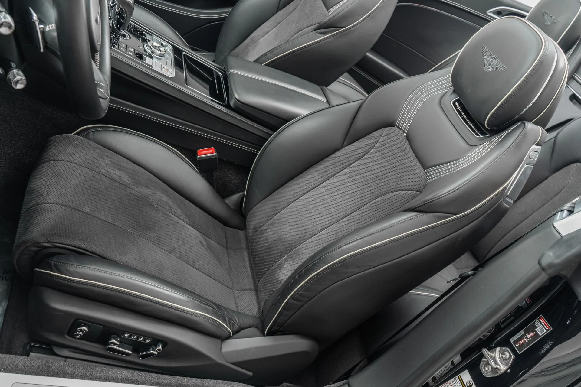 mph023_2038488373_Used_2023_Bentley_Continental_GTC_S_V8_1775843308_893d445095