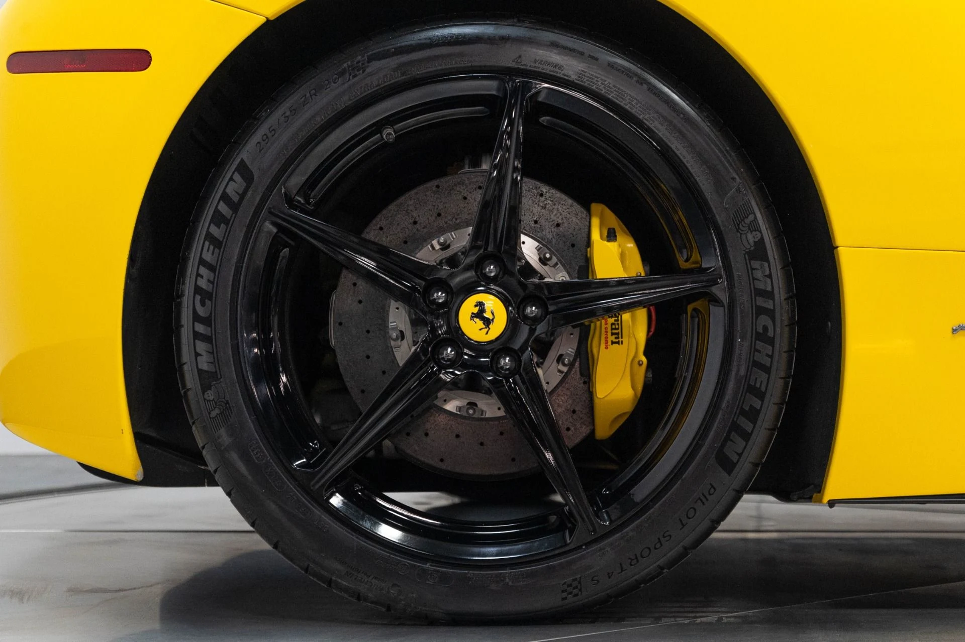 mph023_2042576957_Used_2010_Ferrari_458_Italia_1783118419_efa4258cea