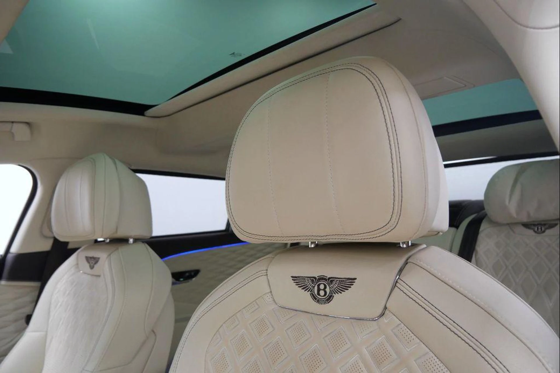 mph023_2048188695_R_Wtn_Y4lrmh_Ob_I1c_WY_Bul_Xi_SE_5_HU_e22743753d