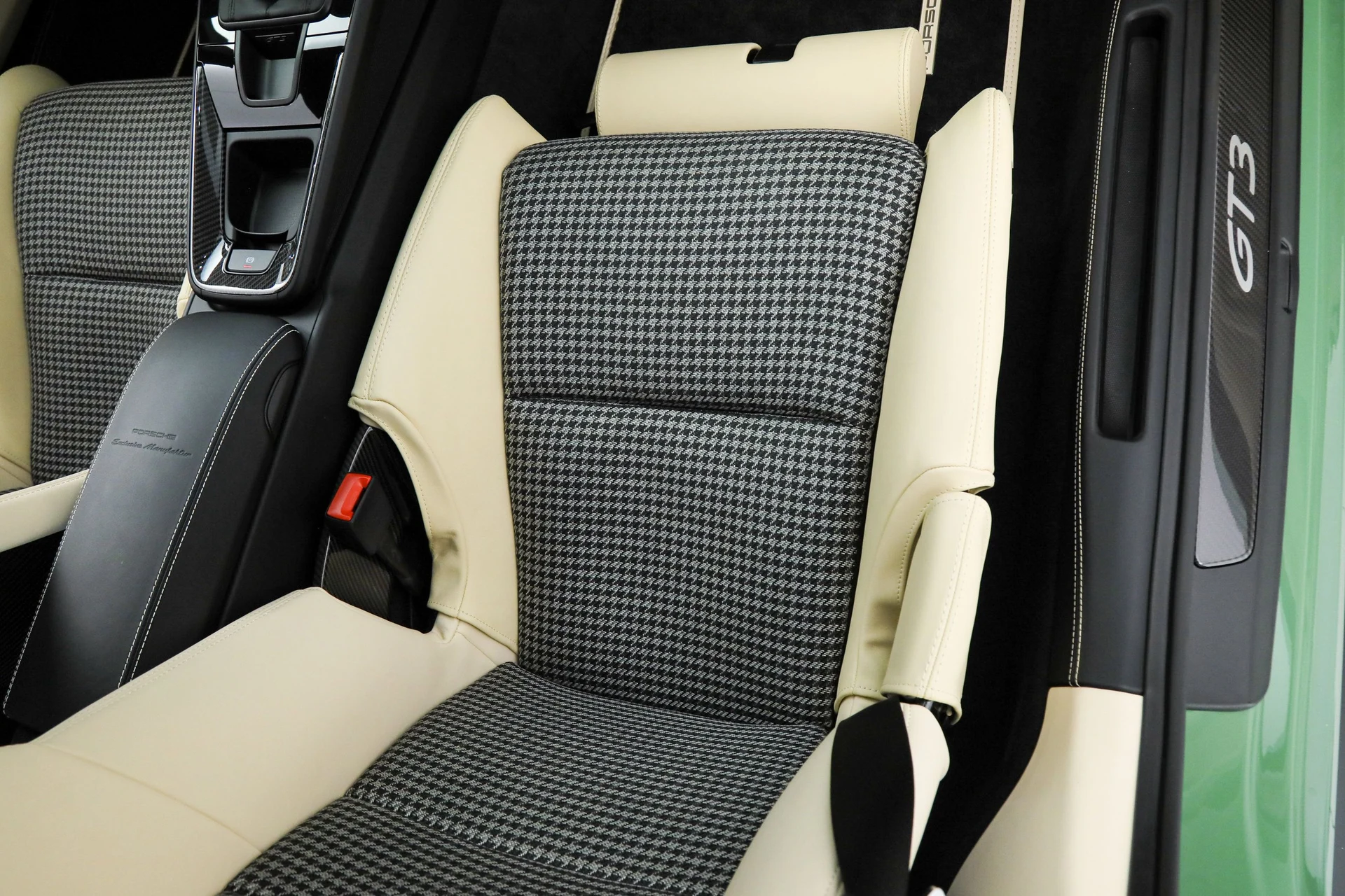 mph023_204895872_afd62f41b9bee42830c8fbb339991049_2baca89b41