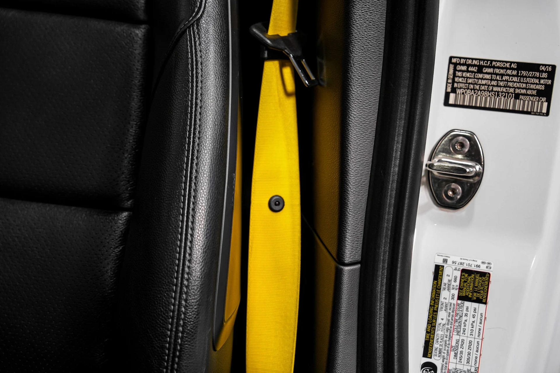 mph023_2050939208_e3cb4c1fdc3e3f404918a8f075de4c82x_b139630f70