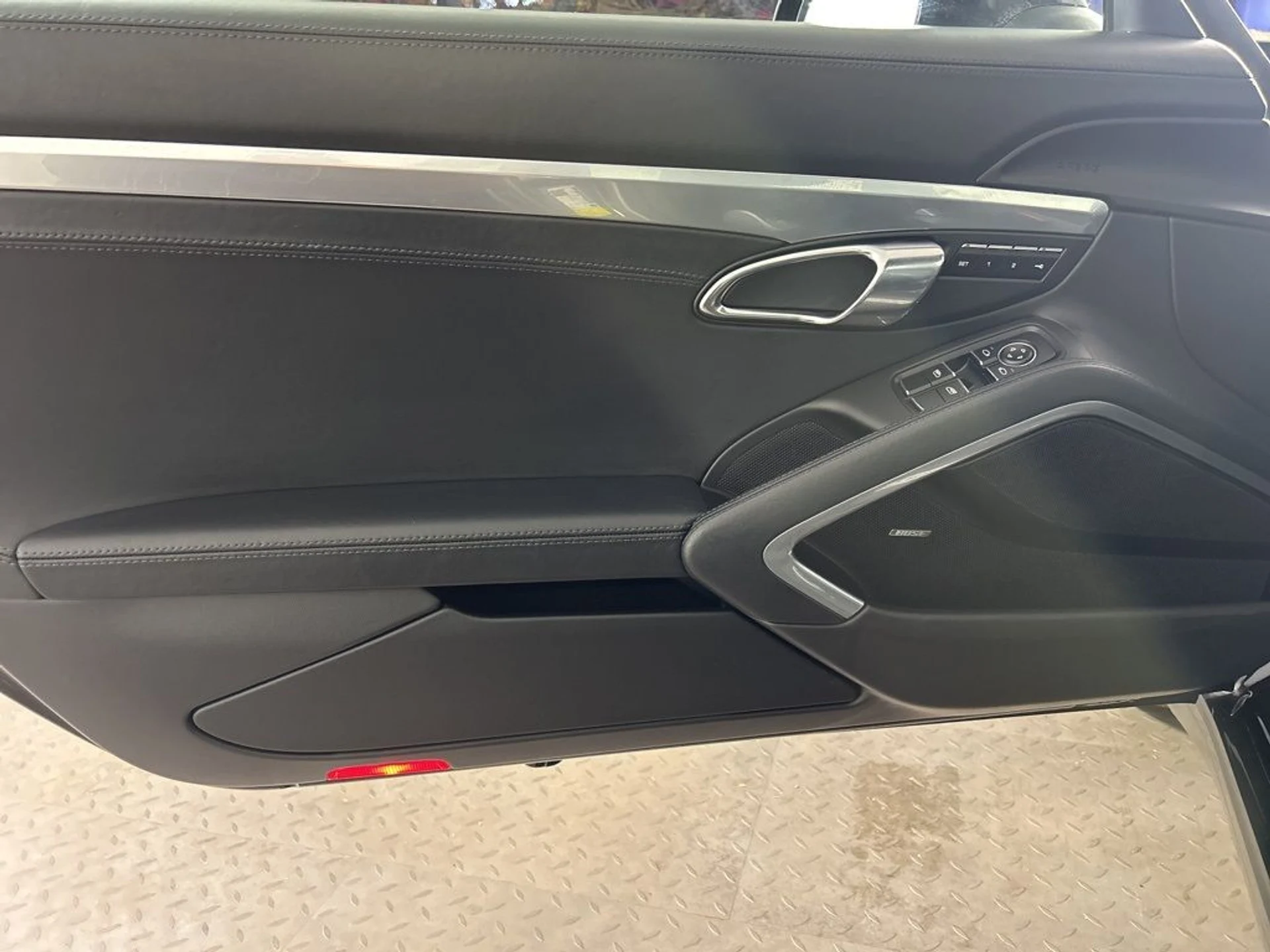 mph023_2053811775_184450b055685c8c01dab21d9a85f29e_2db367ecb6