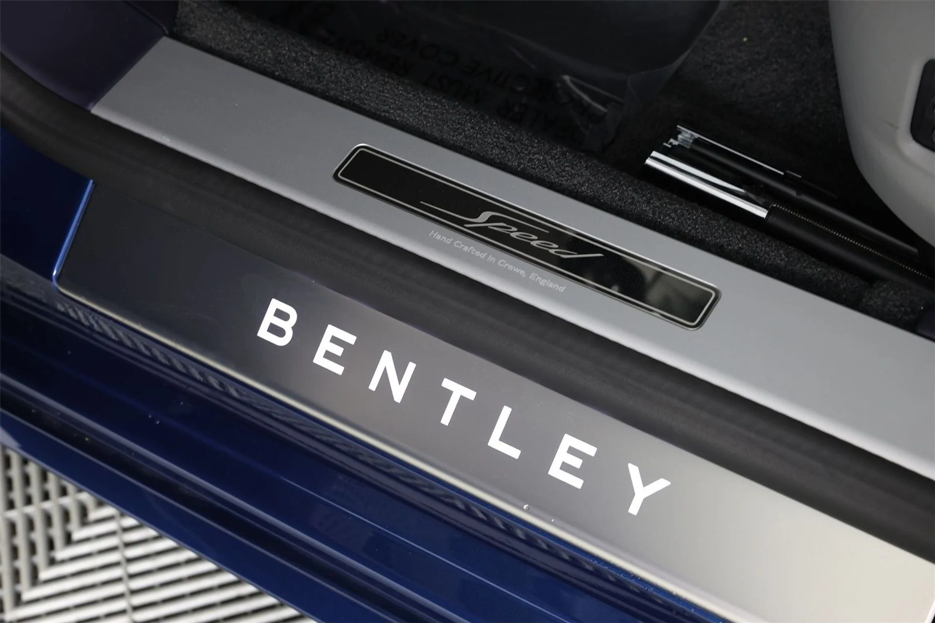 mph023_2057101028_3f61a619f069e95715ffdc70408bbe27_7cd57b82c3