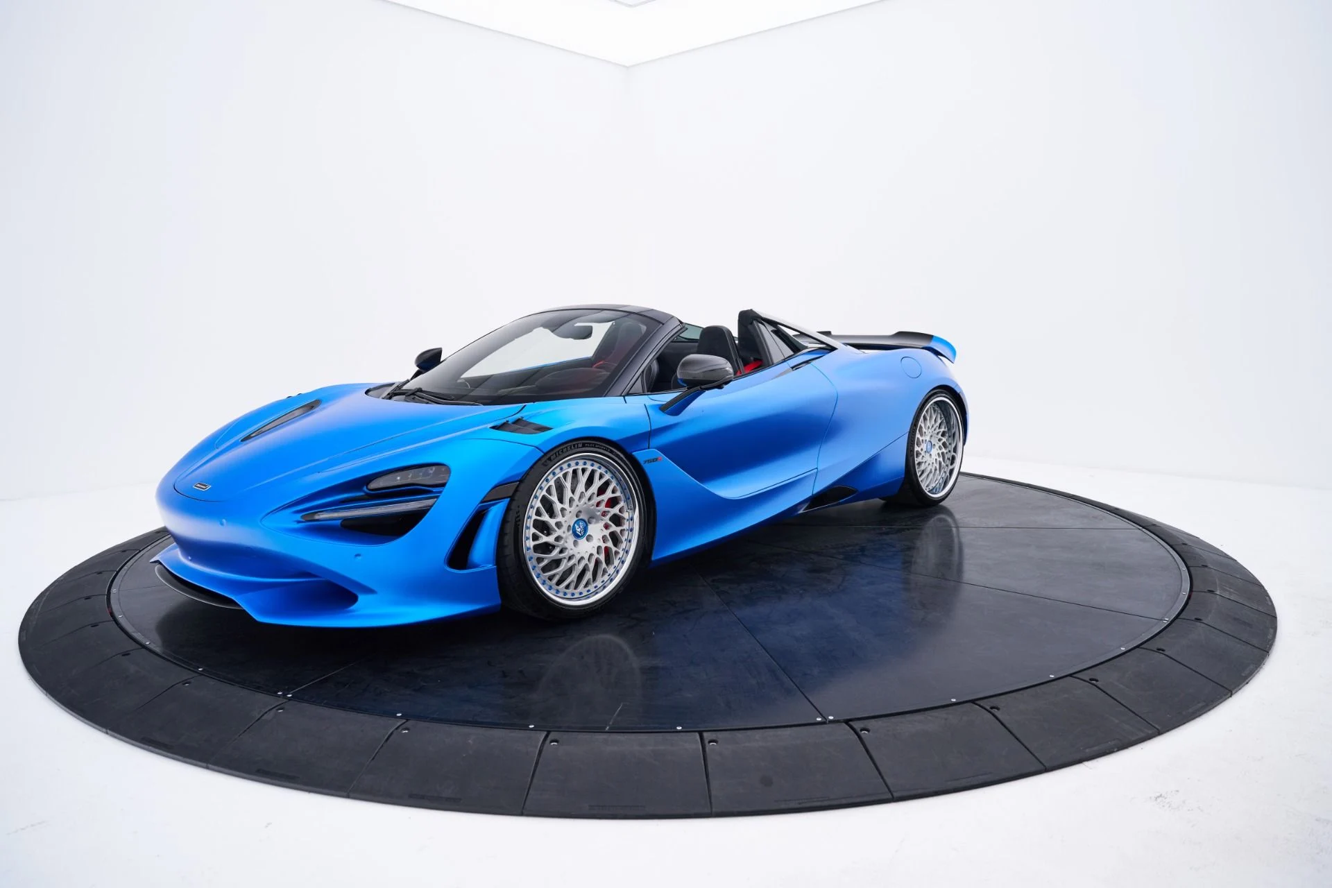 mph023_2058730815_Used_2024_Mc_Laren_750_S_1793147364_193408d69d