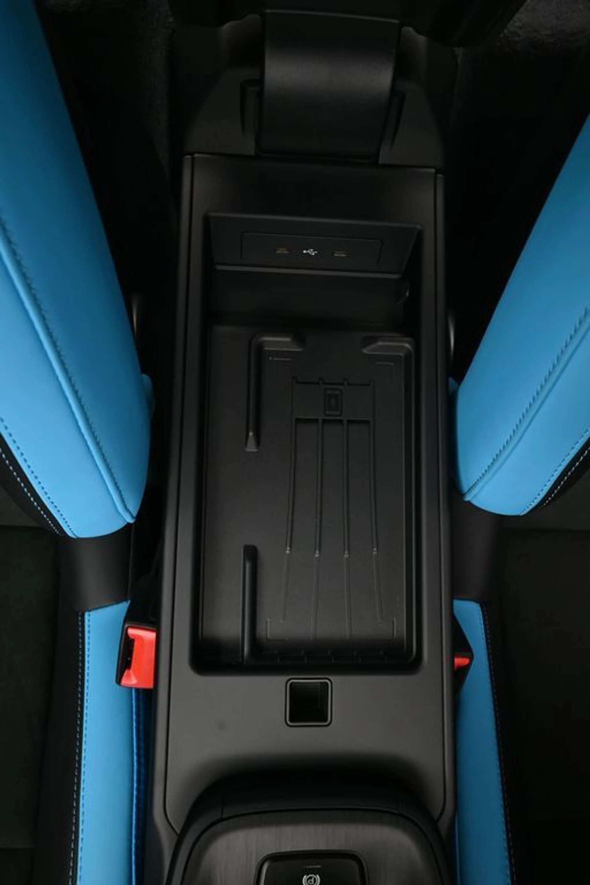 mph023_2069774031_5f1408b13756af7e3e49462dbbffae62x_7a29a072cb