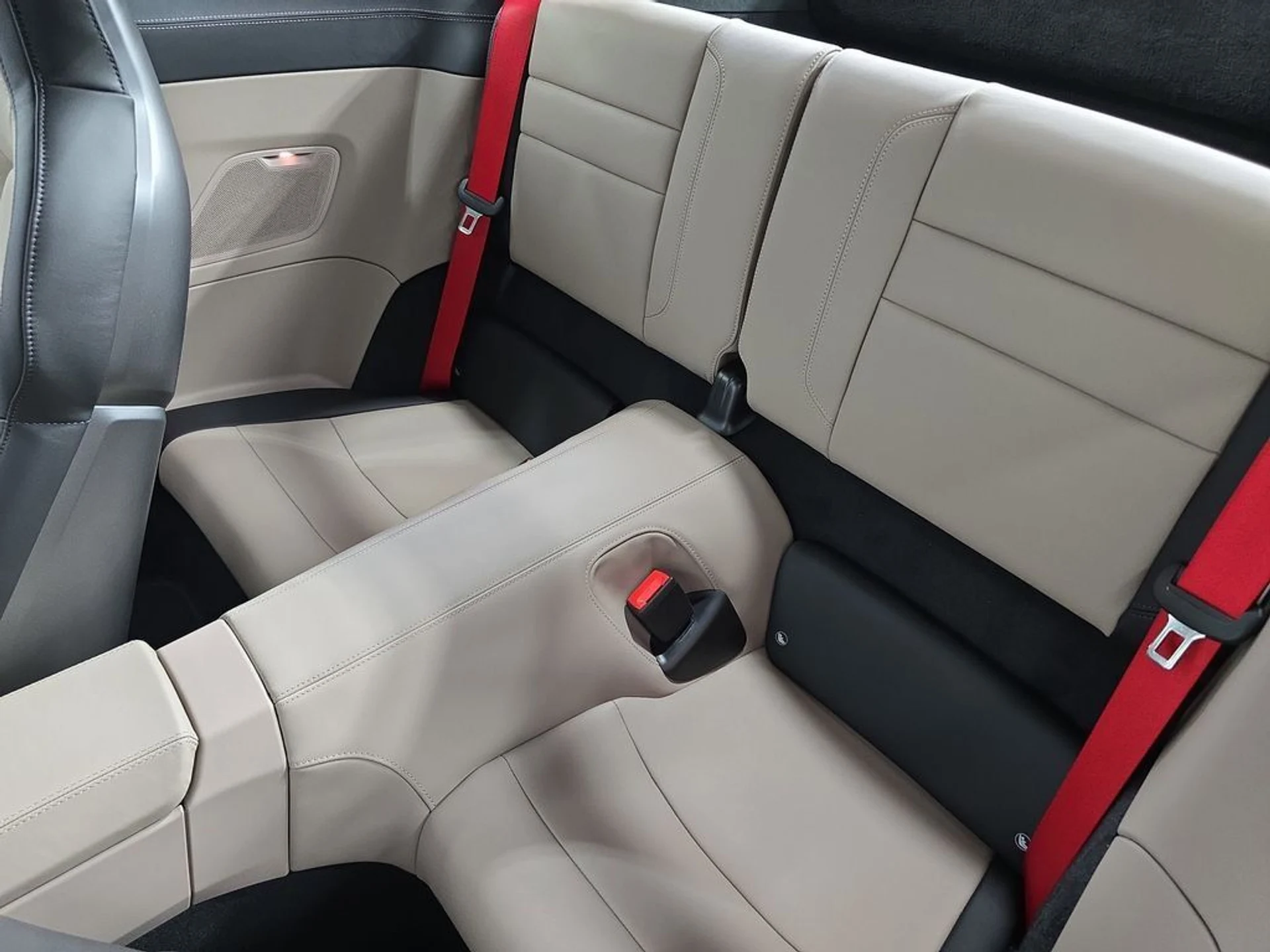 mph023_2071056639_540bf587e3f53eb01cf2ce7e03021658_2d9fcb731a