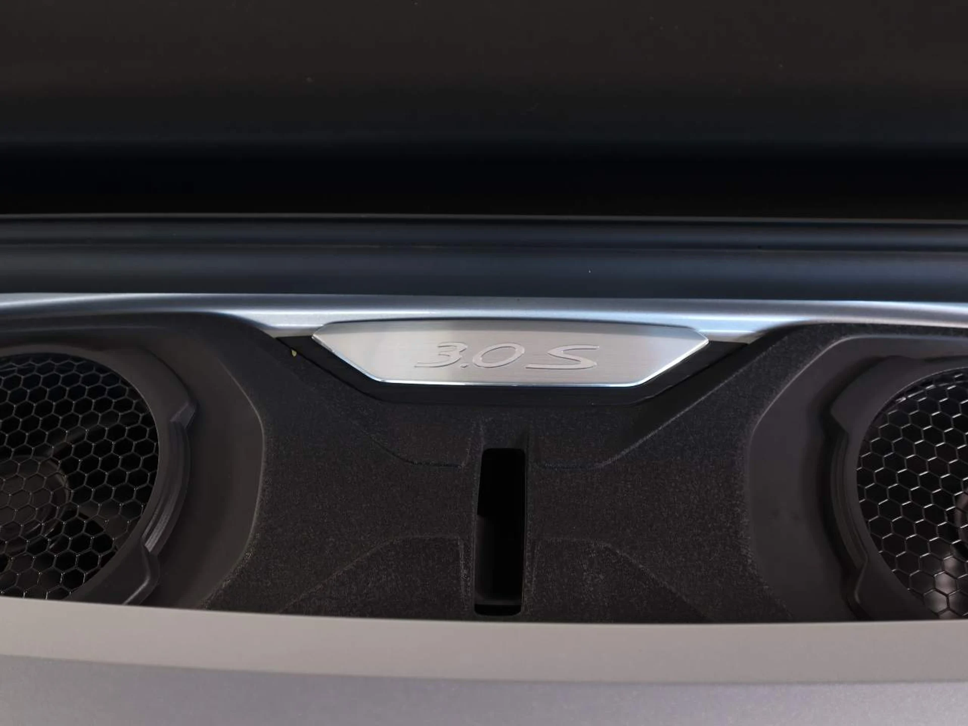 mph023_2078420589_60d64049a4c5c2d9b419afa79071a39b_e68336809c