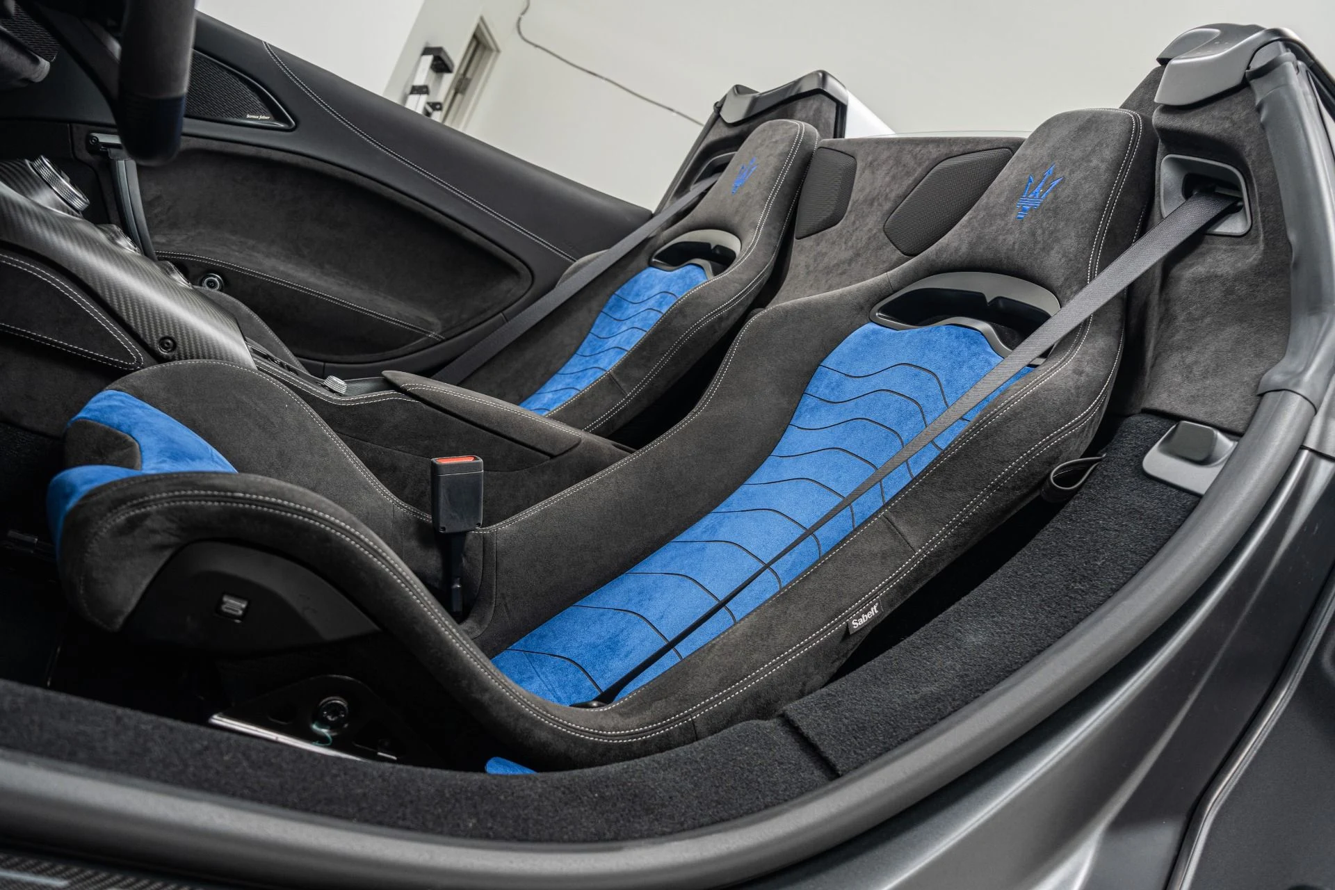 mph023_2080861315_Used_2023_Maserati_MC_20_Cielo_Factory_Matte_Paint_Lightweight_Racing_Seats_1779999172_debfff94c9