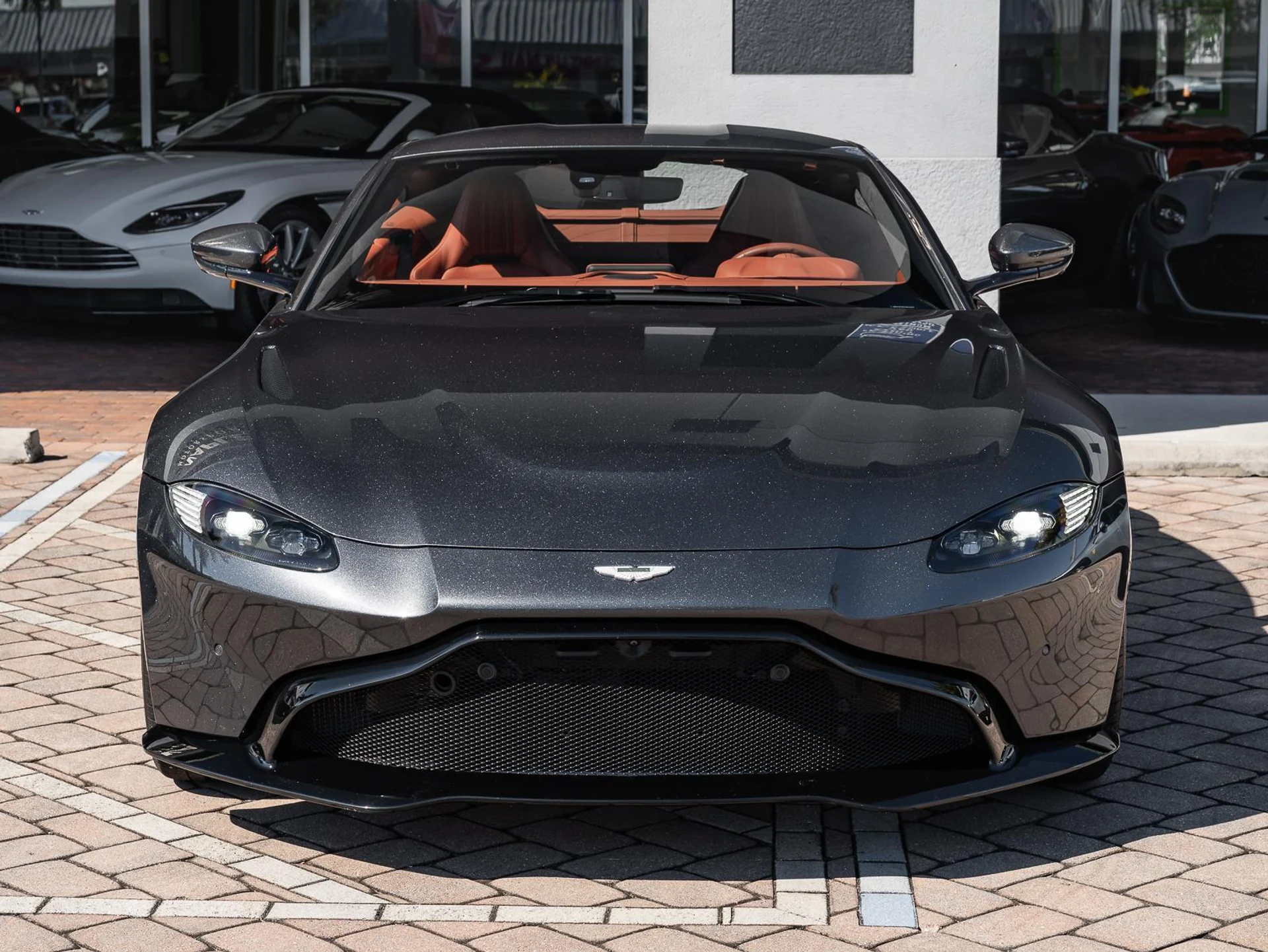 mph023_2082302640_Used_2021_Aston_Martin_Vantage_Coupe_Automatic_1771064400_6fd3351816