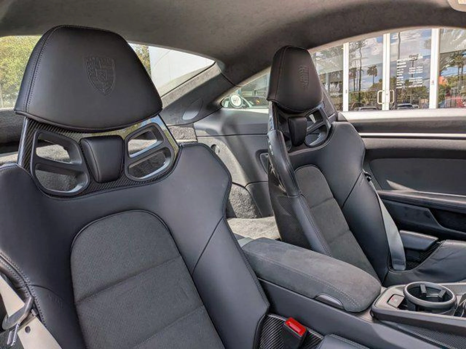 mph023_2085811709_ca_Fn_HRS_0y_4_Nc_R_Ge9_Wqlp8h_Ax_M_3959ce3722