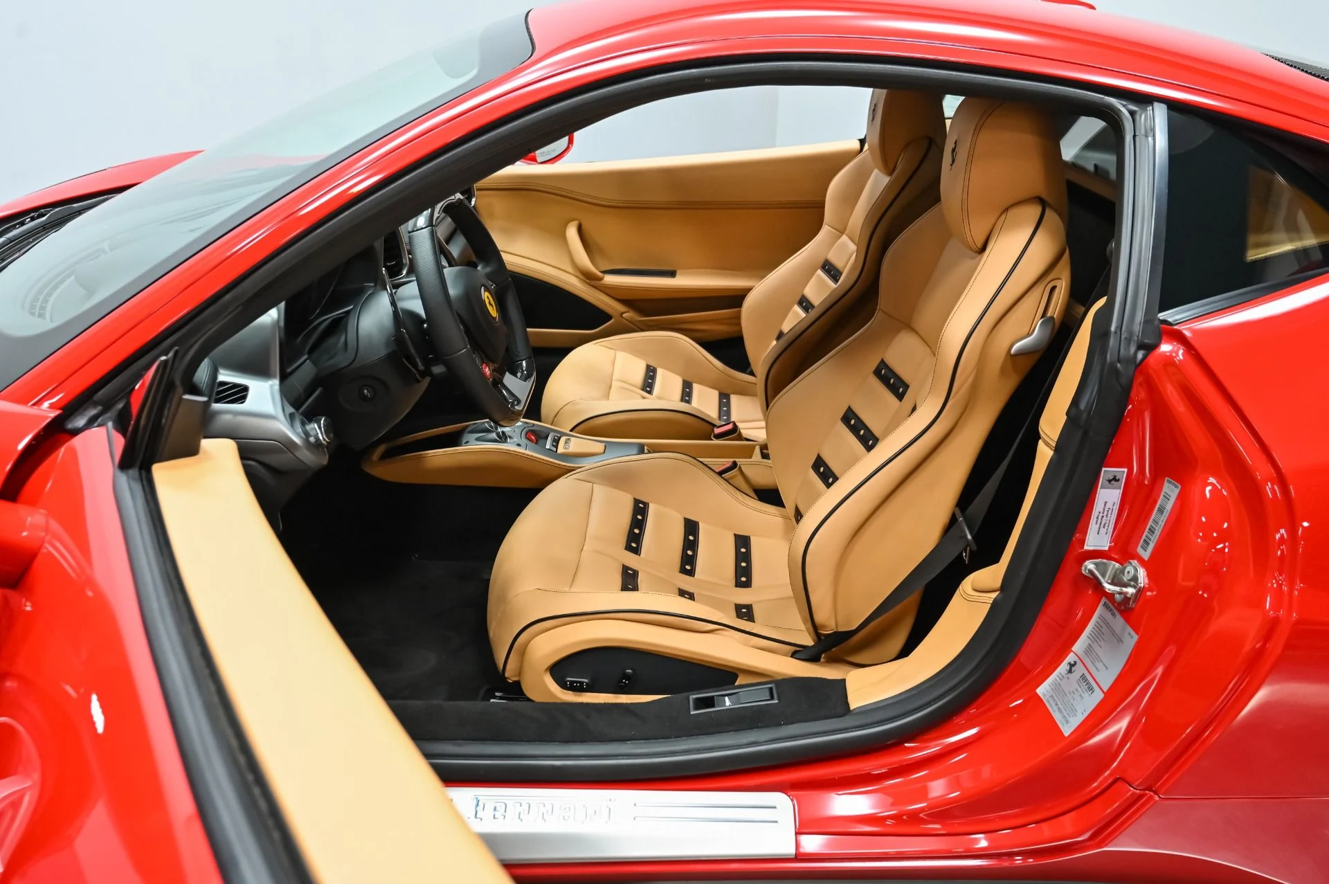 mph023_2086783564_Used_2013_Ferrari_458_Italia_1755017599_63daaa00f2