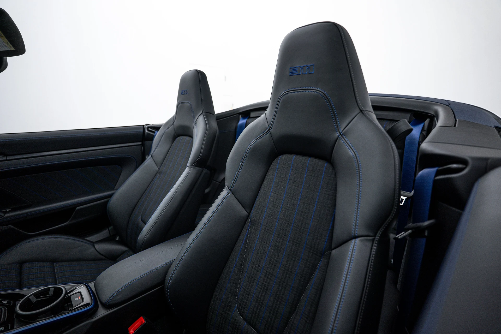 mph023_2087051382_cc1358e7420064b0bec262c2194c81d3_c4ce8db11c