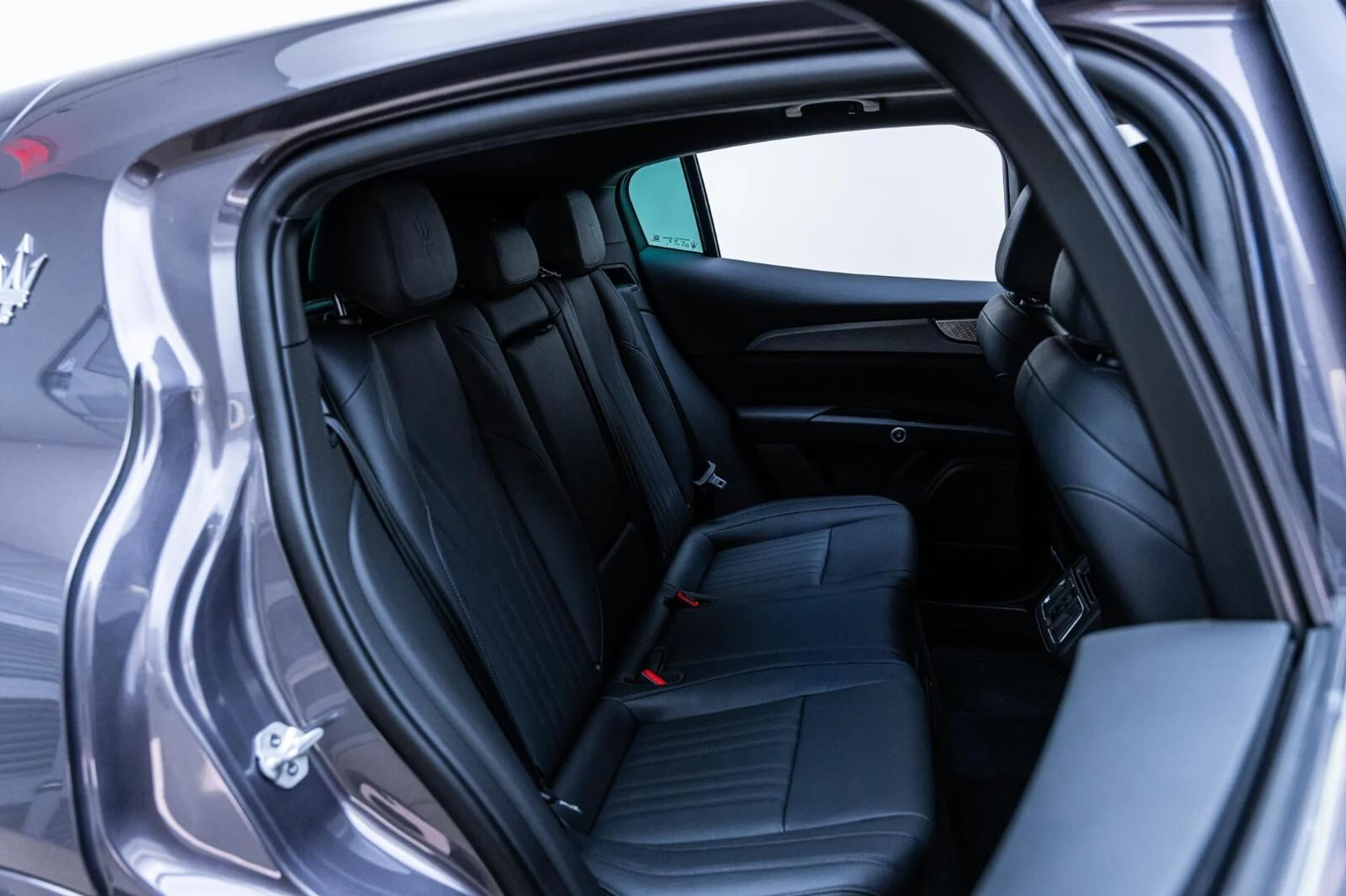 mph023_2091357034_Used_2024_Maserati_Grecale_GT_1761369414_54e13fd9a5