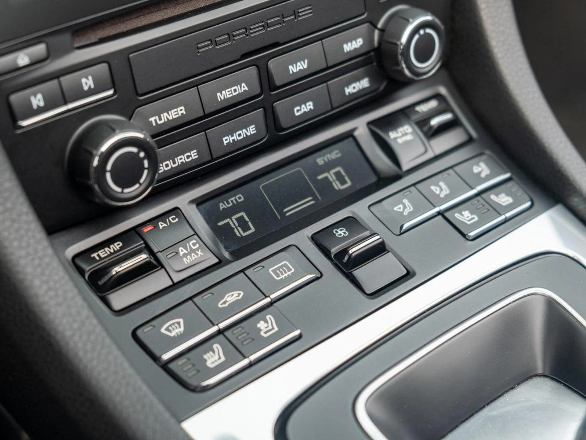 mph023_209924562_e7j8_Hejp1_H5_L_F14_Sfu3ccais_Q_6d6586b4d3