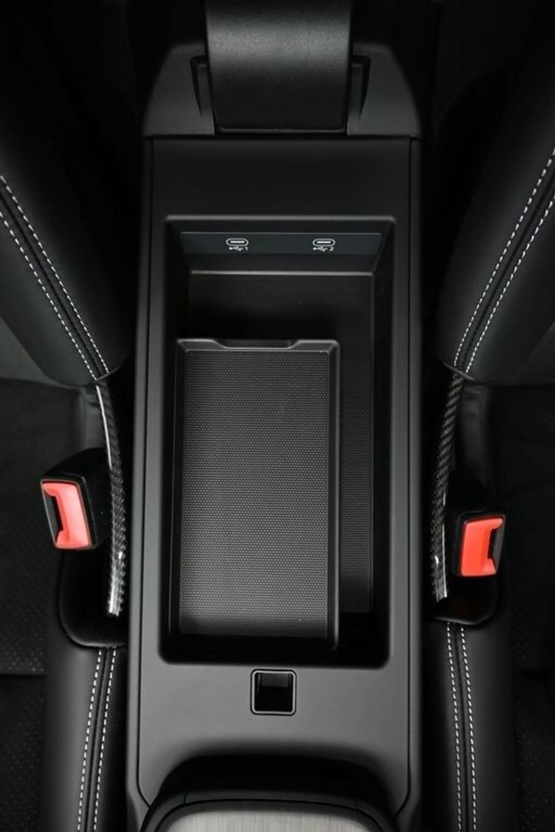 mph023_2101883589_539f7f1f2777a6b2d3866c2c2c70459dx_e3ef1a094a