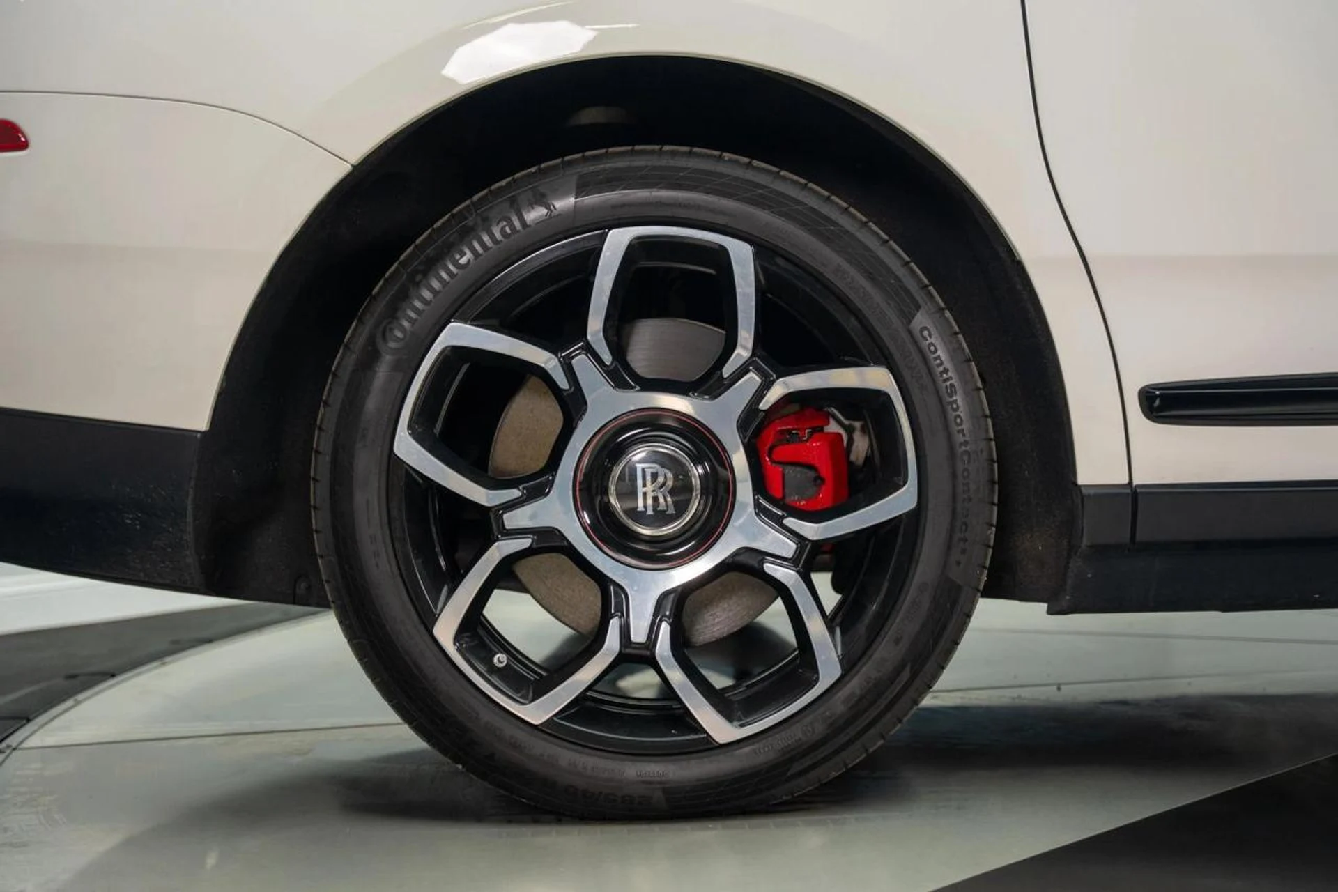 mph023_2105862950_c8de90a547cc6a1f1e8395c4549fa07e_dae32ff274