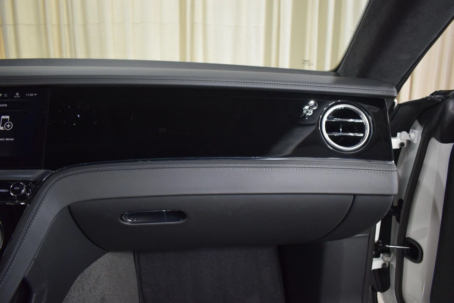 mph023_2112176672_caca7d6a844e229e525a4e41318e18f0x_6e0cdb15f8