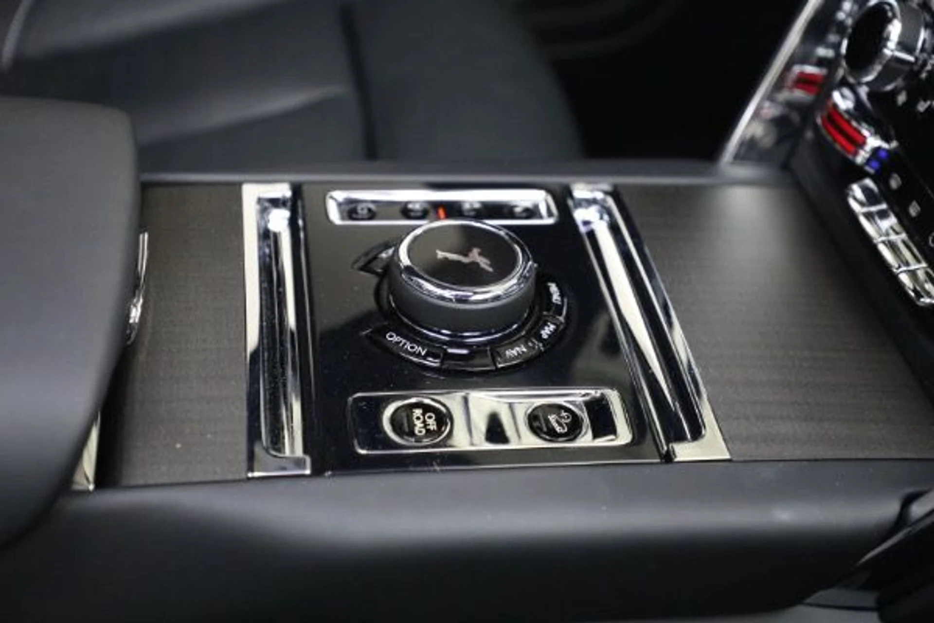 mph023_2120130576_Used_2022_Rolls_Royce_Cullinan_0b554b7cae
