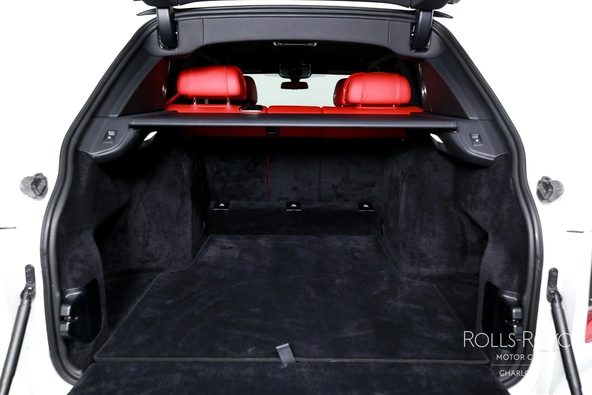 mph023_2120970451_Used_2021_Rolls_Royce_Cullinan_Black_Badge_1767727722_d9093d17e5