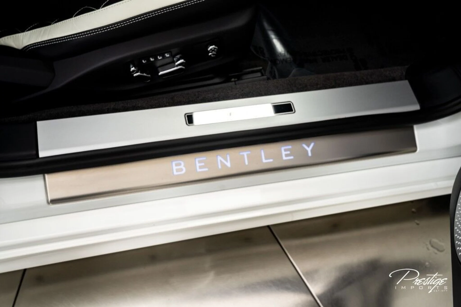 mph023_2121182508_d289234bc42b059eab6df61c7fe63384_b33b44de2f