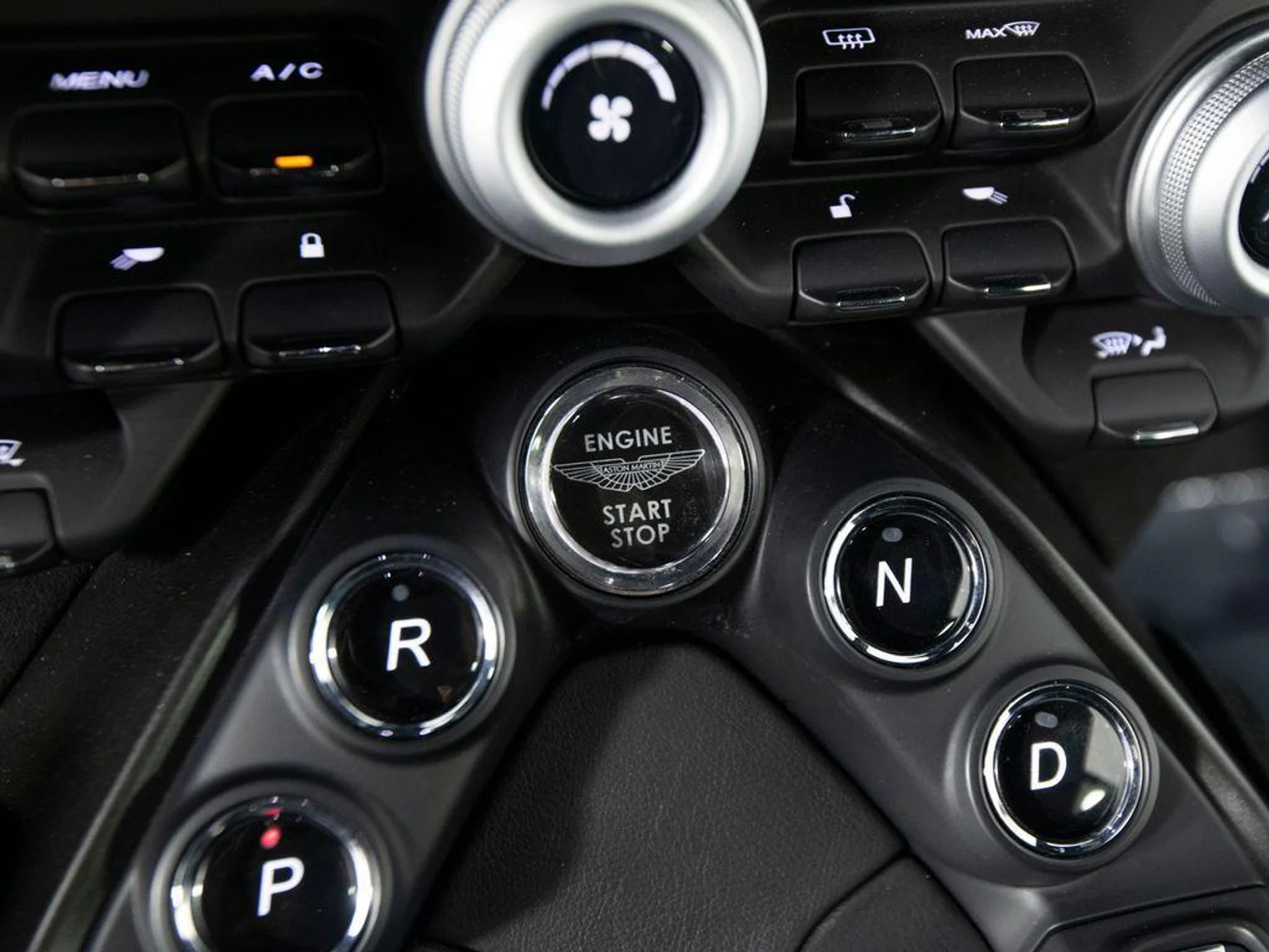 mph023_2123164446_0ve9coqbion5_P_Qsd_T_Jg_Nf_Ua_JI_a50882f04a