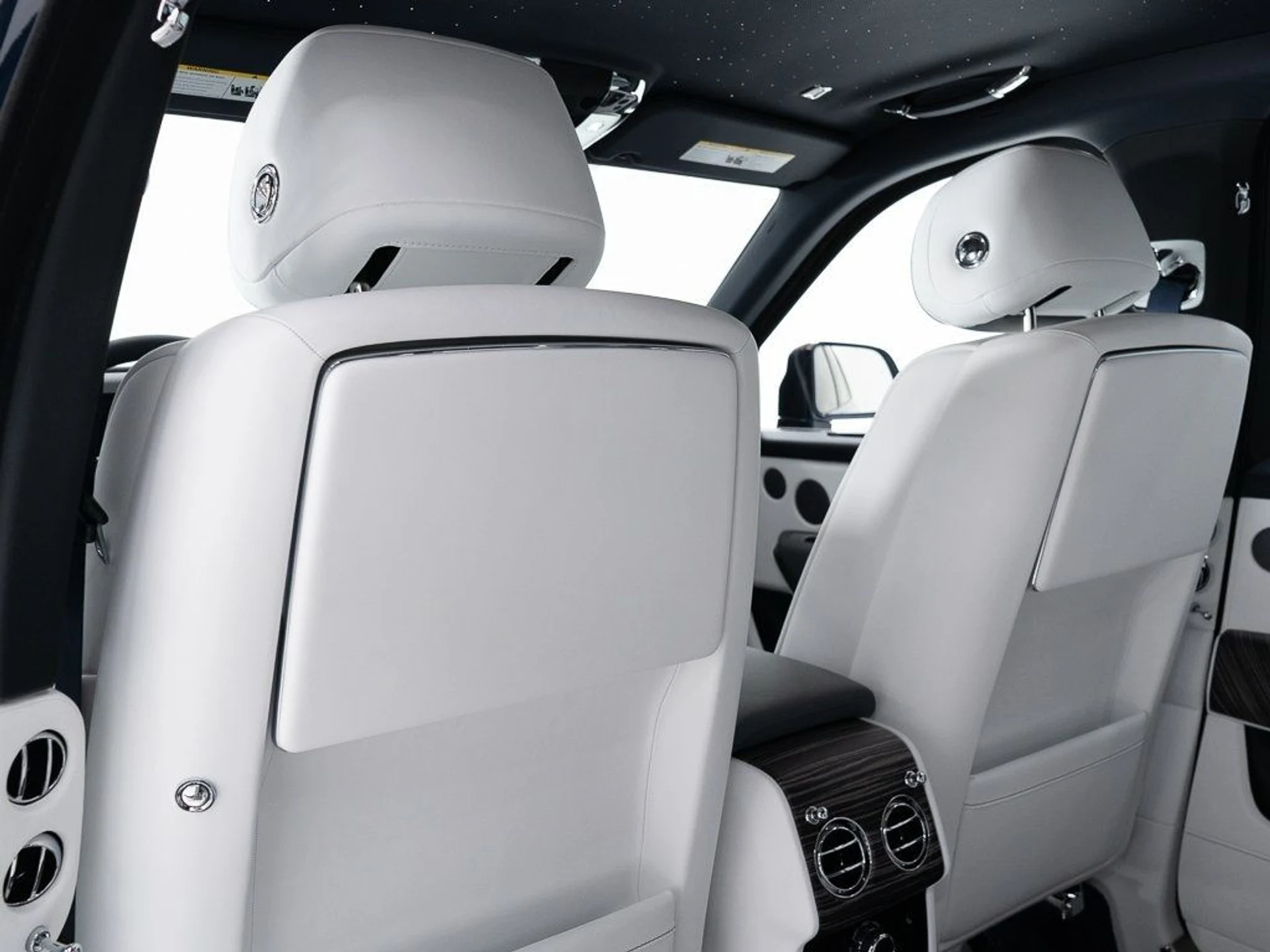 mph023_2128858613_5cb01517d37c56e5bb77e1dd8b043586_7ea534fbee