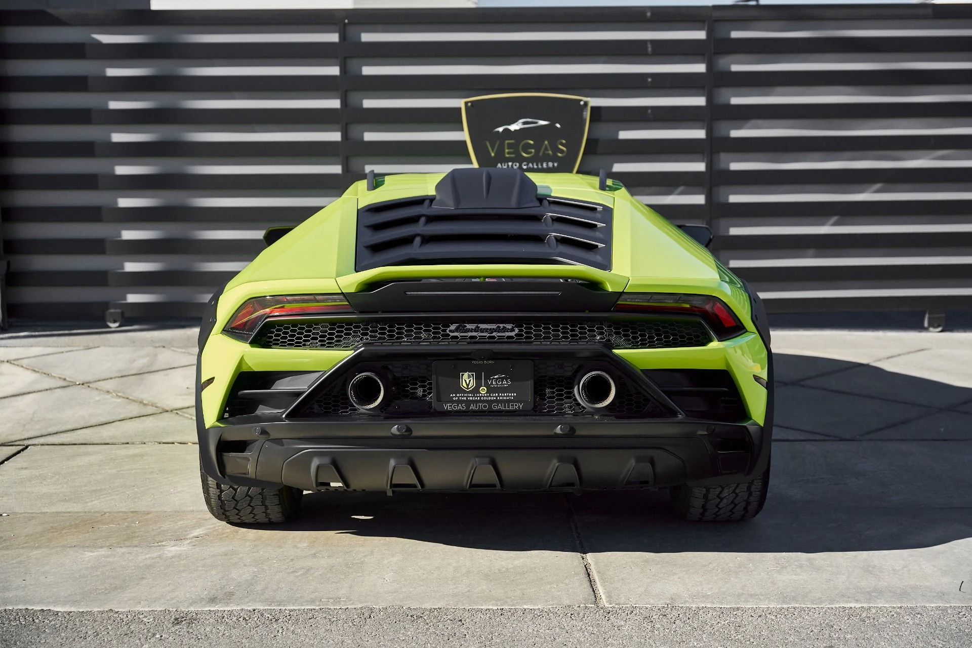 mph023_2138977249_Used_2024_Lamborghini_Huracan_Sterrato_Base_1767062398_4c434903f2