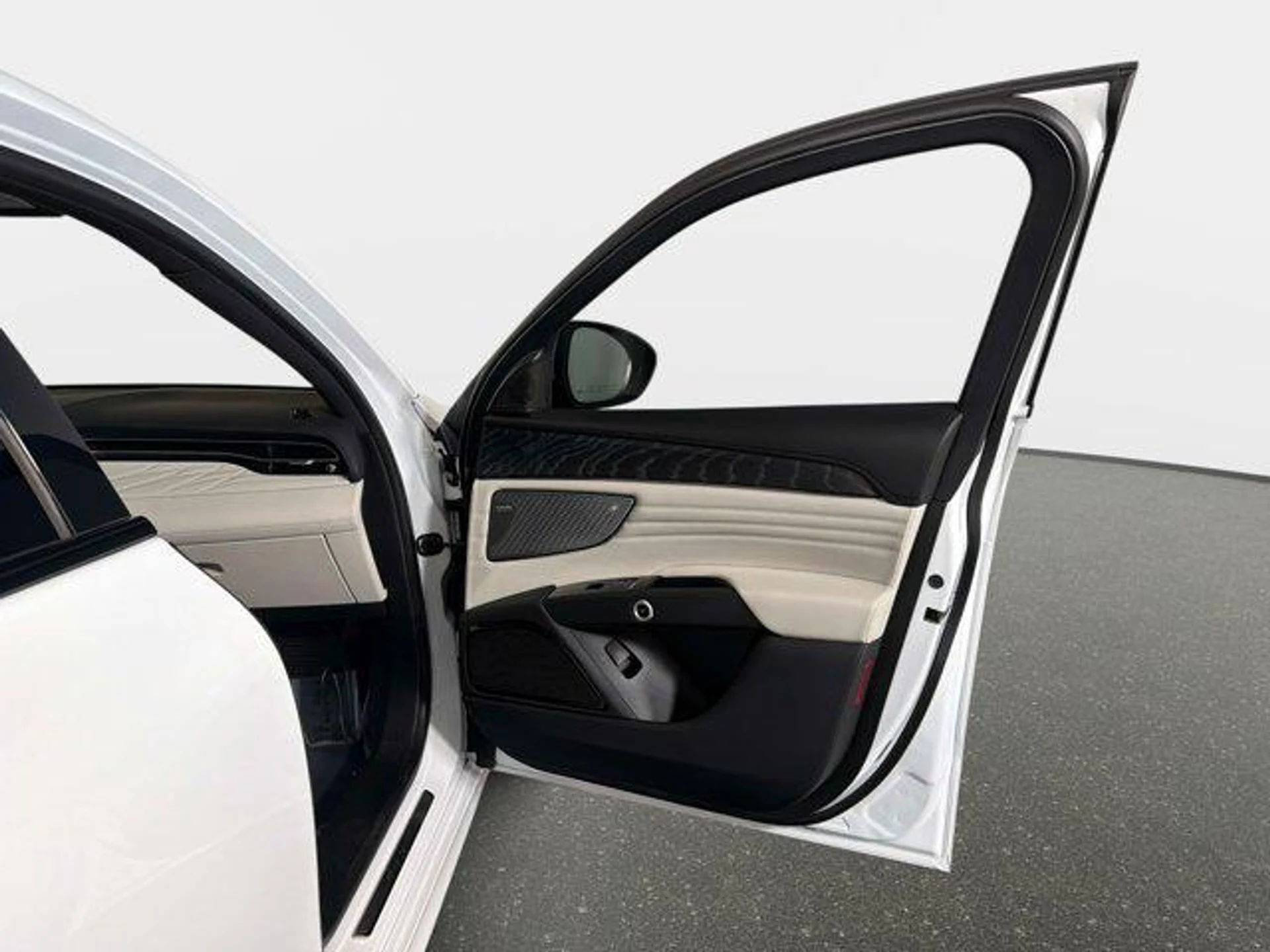 mph023_2151190512_x_ARQ_Op_X_Ge_J_Yf6a6ohxttg_Y7_LJF_4_b569c375c0