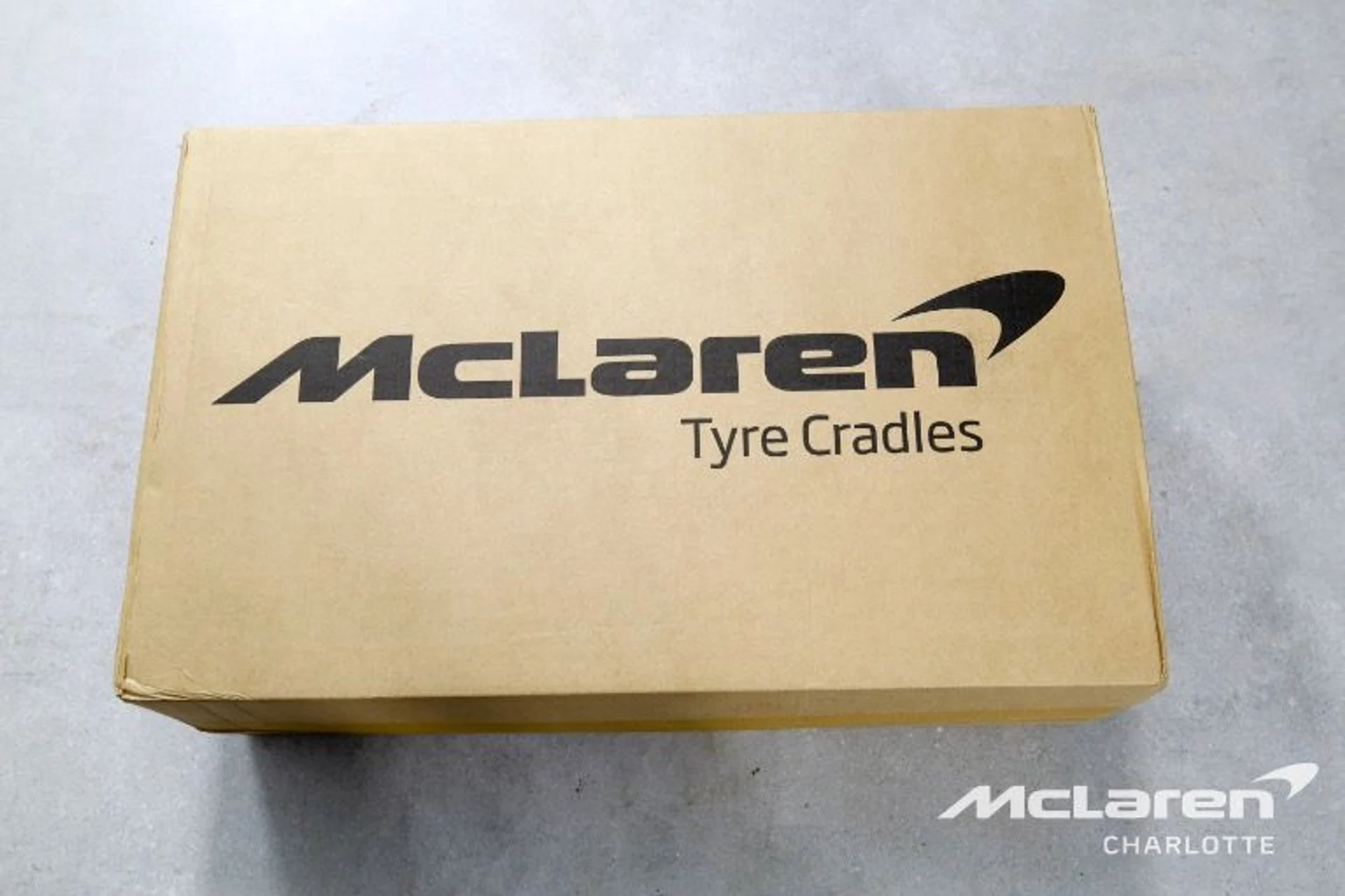 mph023_2158074179_Used_2025_Mc_Laren_Artura_Spider_63f965fd92