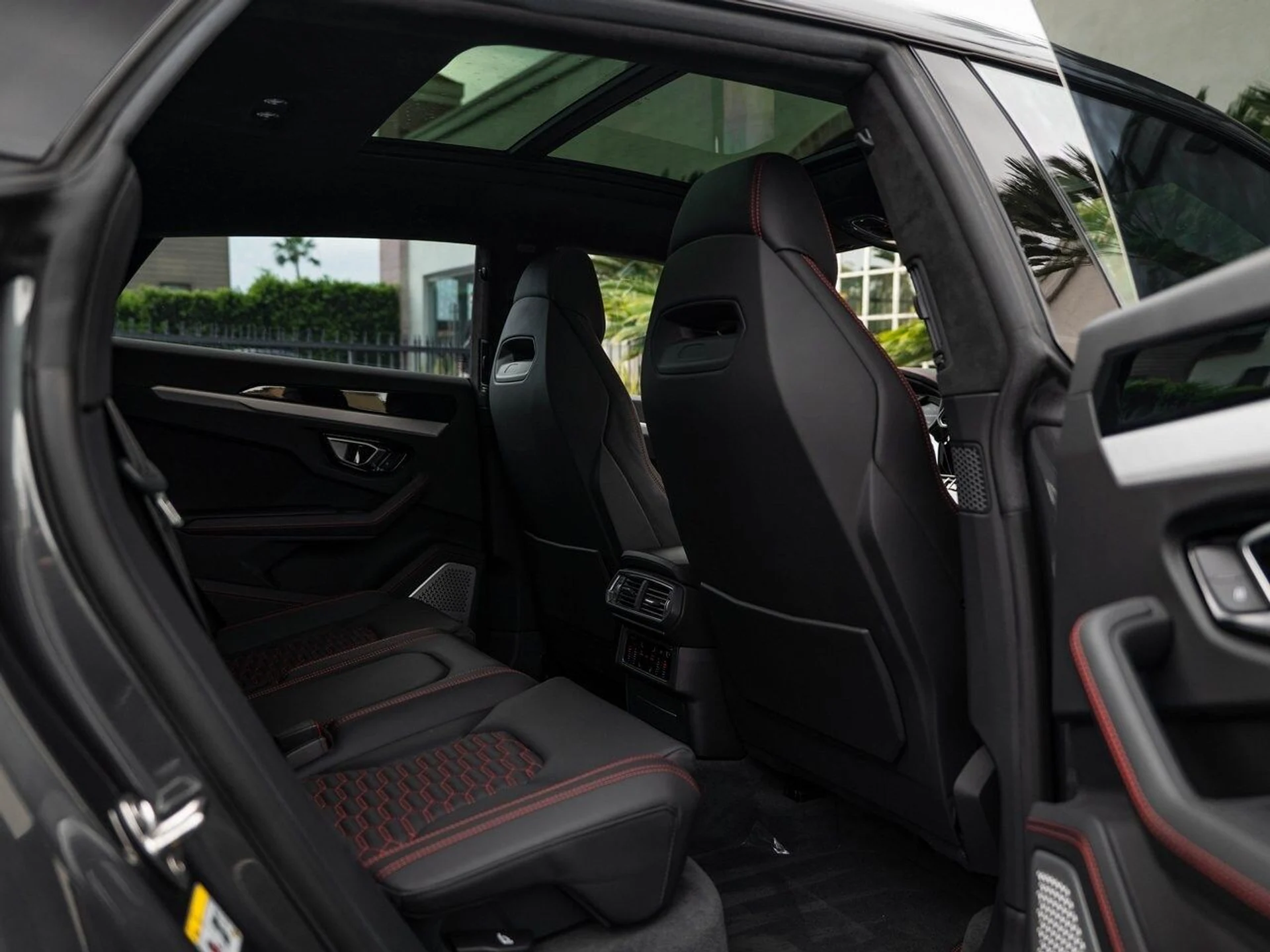 mph023_2160094897_12286a9a4c1f95bacdac60abca8bbad0x_e9de394785