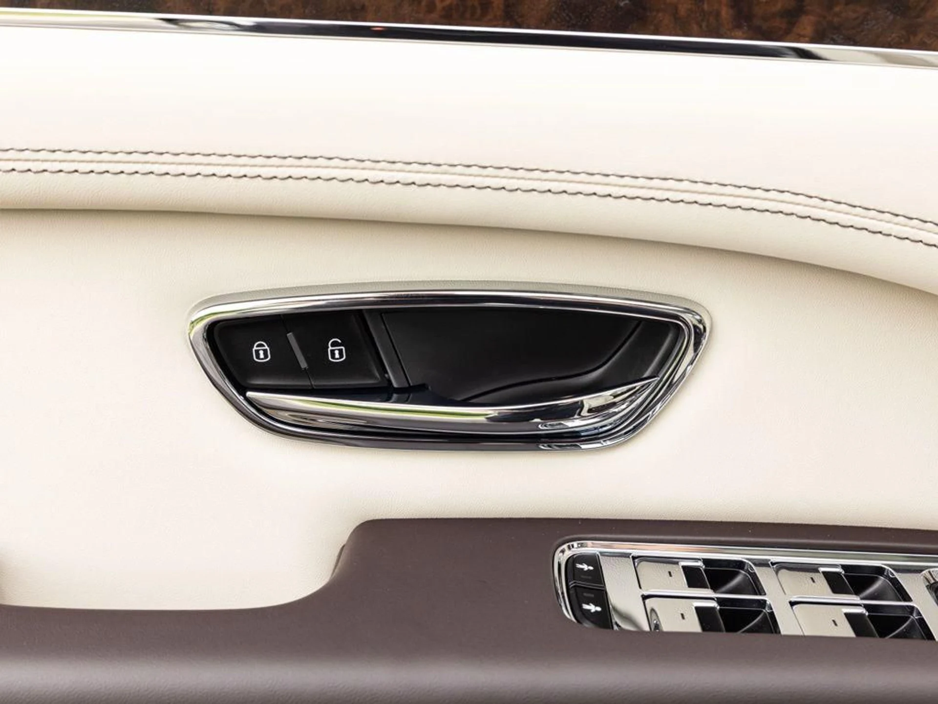 mph023_2164132226_514426018_69ef6f3ab42b849f5deca1fc_f79318b891