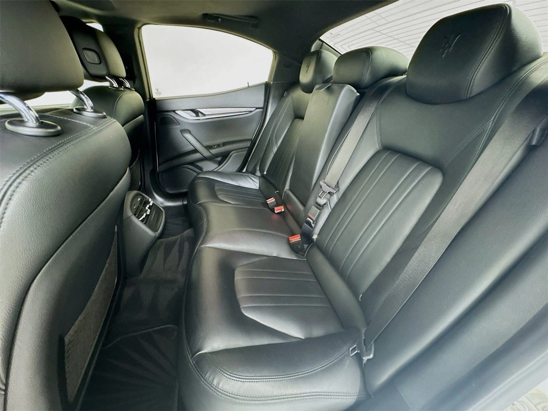 mph023_216718402_91e0b4af2febf60a62cf517613f35600x_f46f02b030