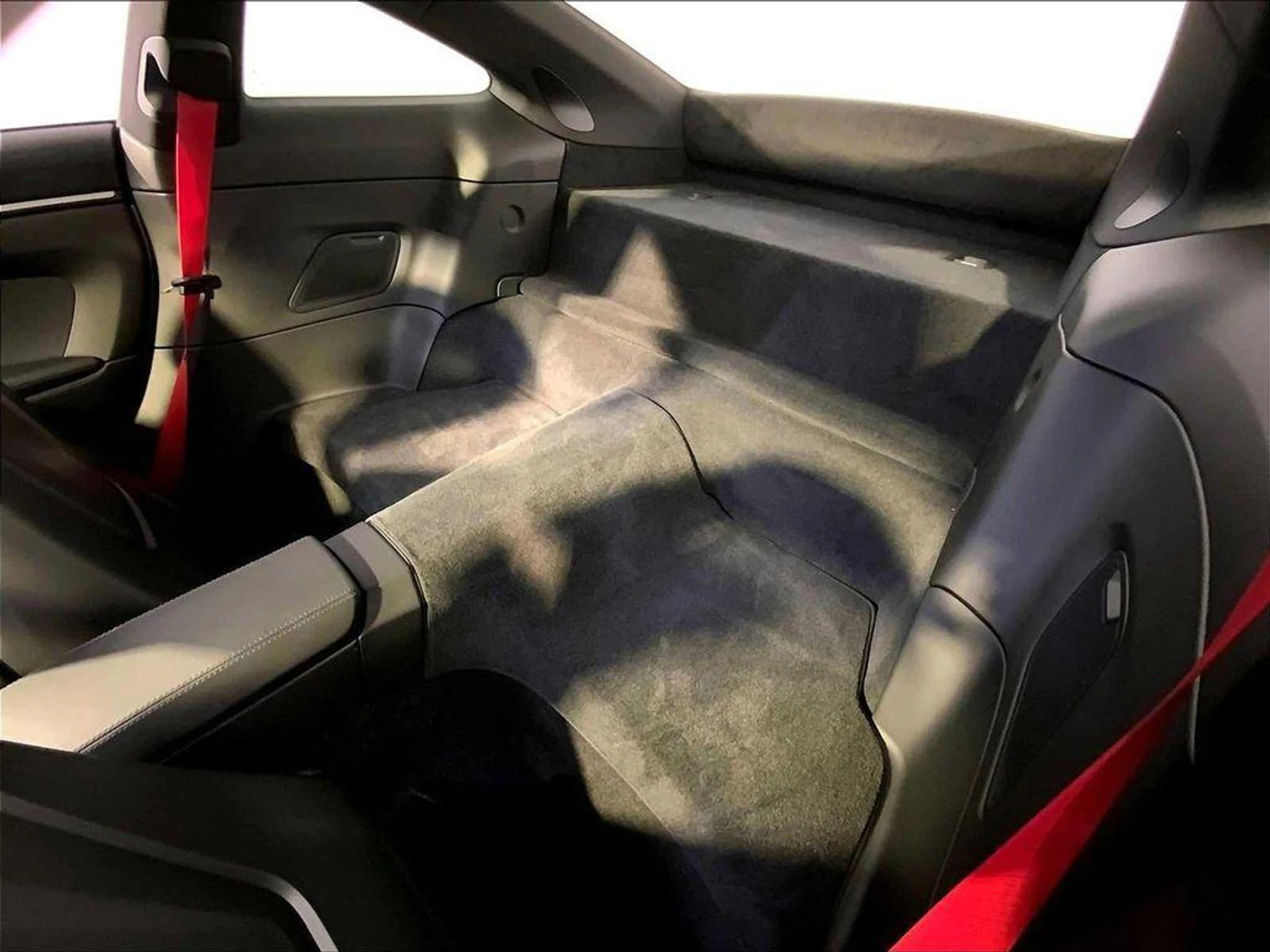 mph023_2176322050_Vxdc_FTR_G_Zy_W_Xssbh_Cmn_RR_Uo_Gl_E_0e61c91522