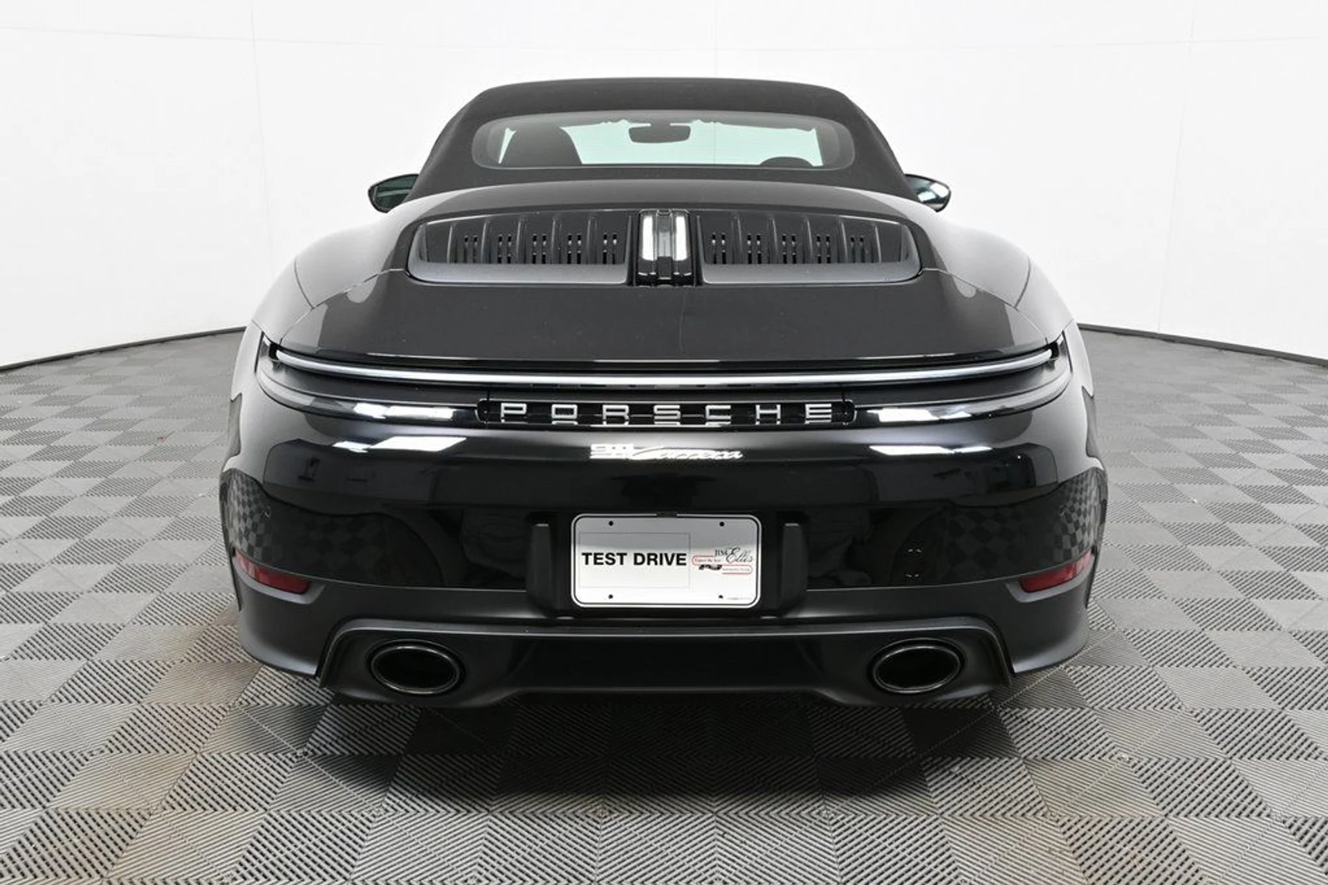 mph023_2178573476_22801b39be7f4bc6460d954423133457_42150b714d