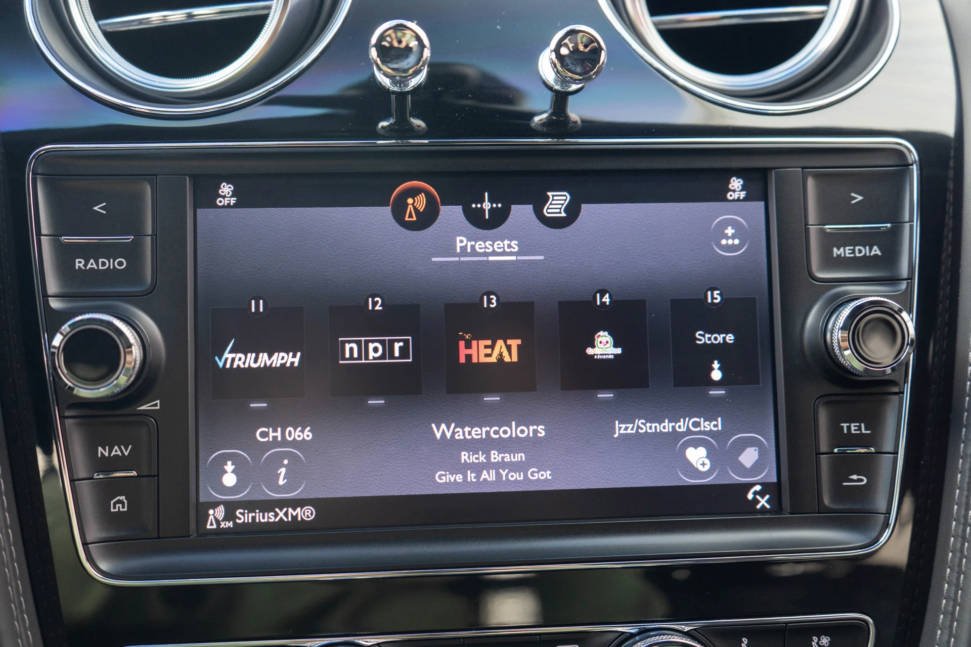 mph023_2182262732_24_c8374e7ddd