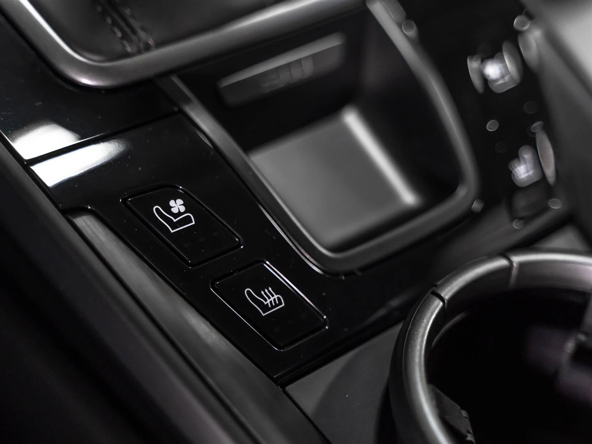 mph023_2185279059_883f2d88_580d_44da_b578_e51014f41ddb_0e109f8f59