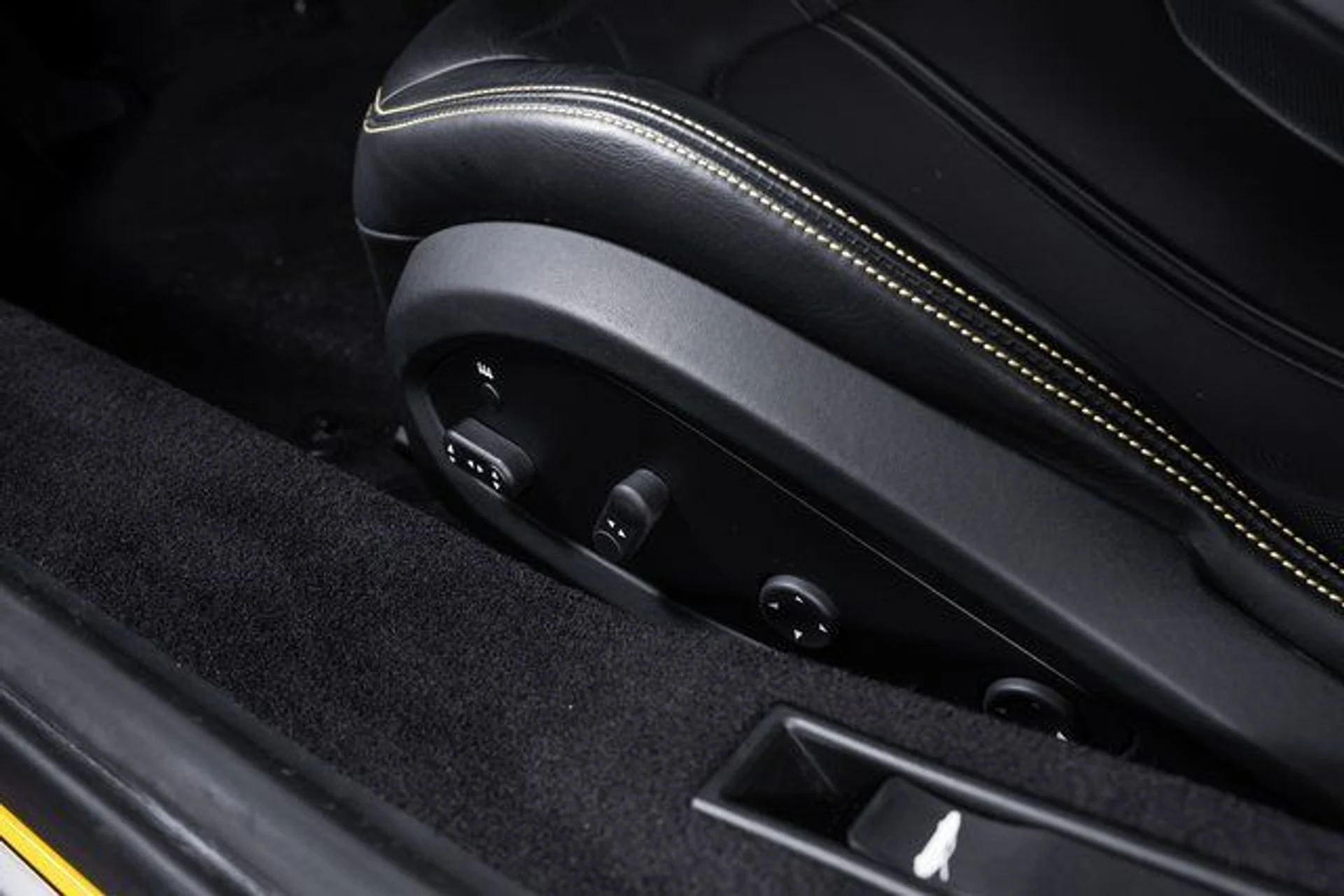 mph023_2192362804_fd92aa049340d74c1d16cd65f4e31bcdx_8c7b20079b