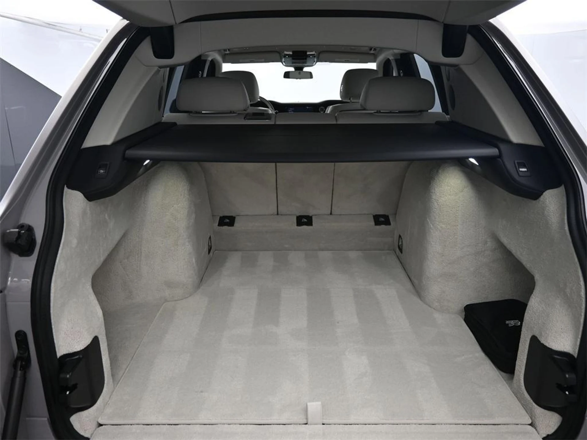 mph023_2196531717_5_P_Fk_B4_OATUMP_9_D_tnm_V_Un_E_Ry_H0_5140cb3bd6