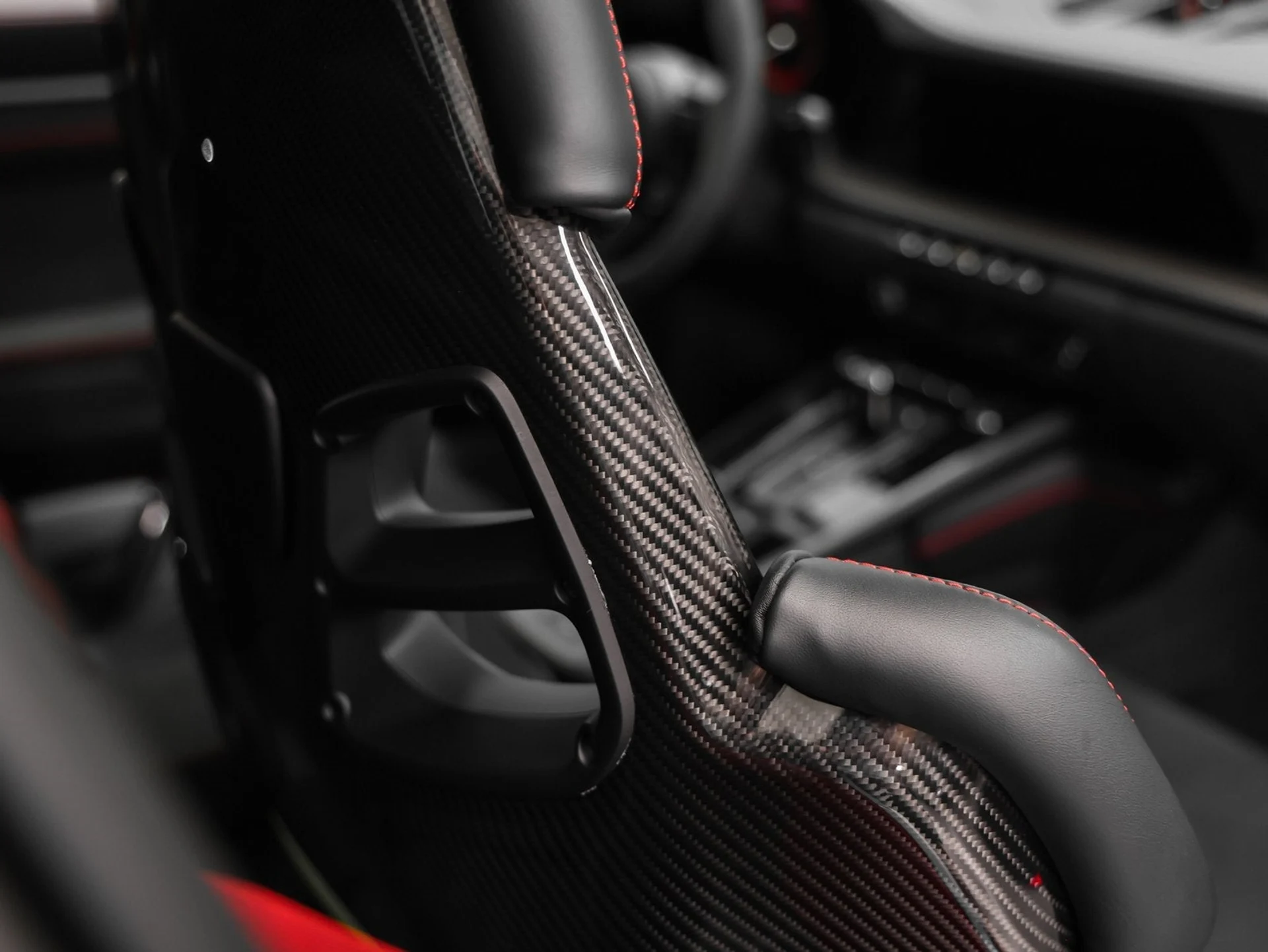 mph023_2203194275_24_9b21715019