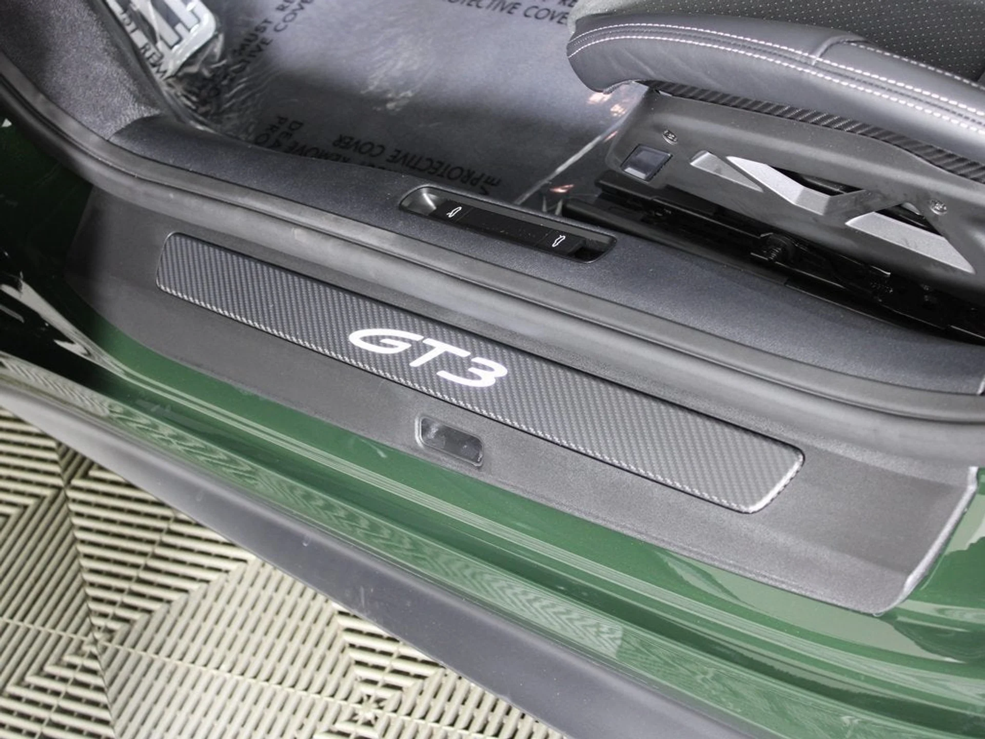 mph023_2207317995_24_a221345df3