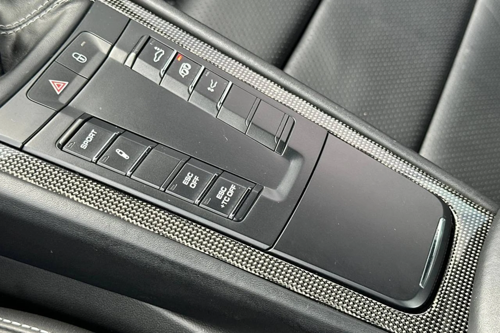 mph023_2207580437_1280_a408581d28