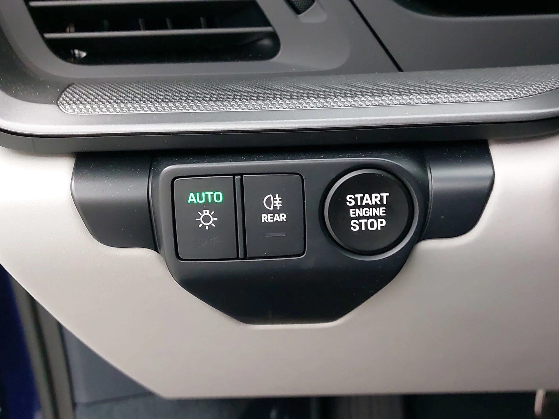 mph023_2209714557_426a5da2bcf5bff09c7fecb005815275x_cb6620dd70