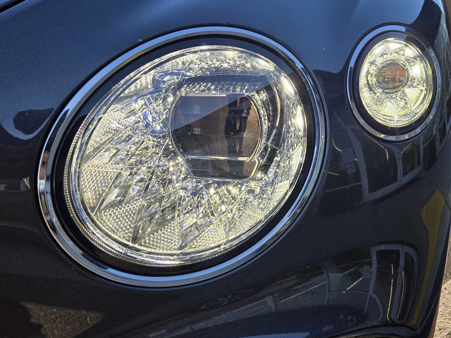 mph023_2212368357_a7cac19741b8b8020517a589e3303714x_54882f3e74