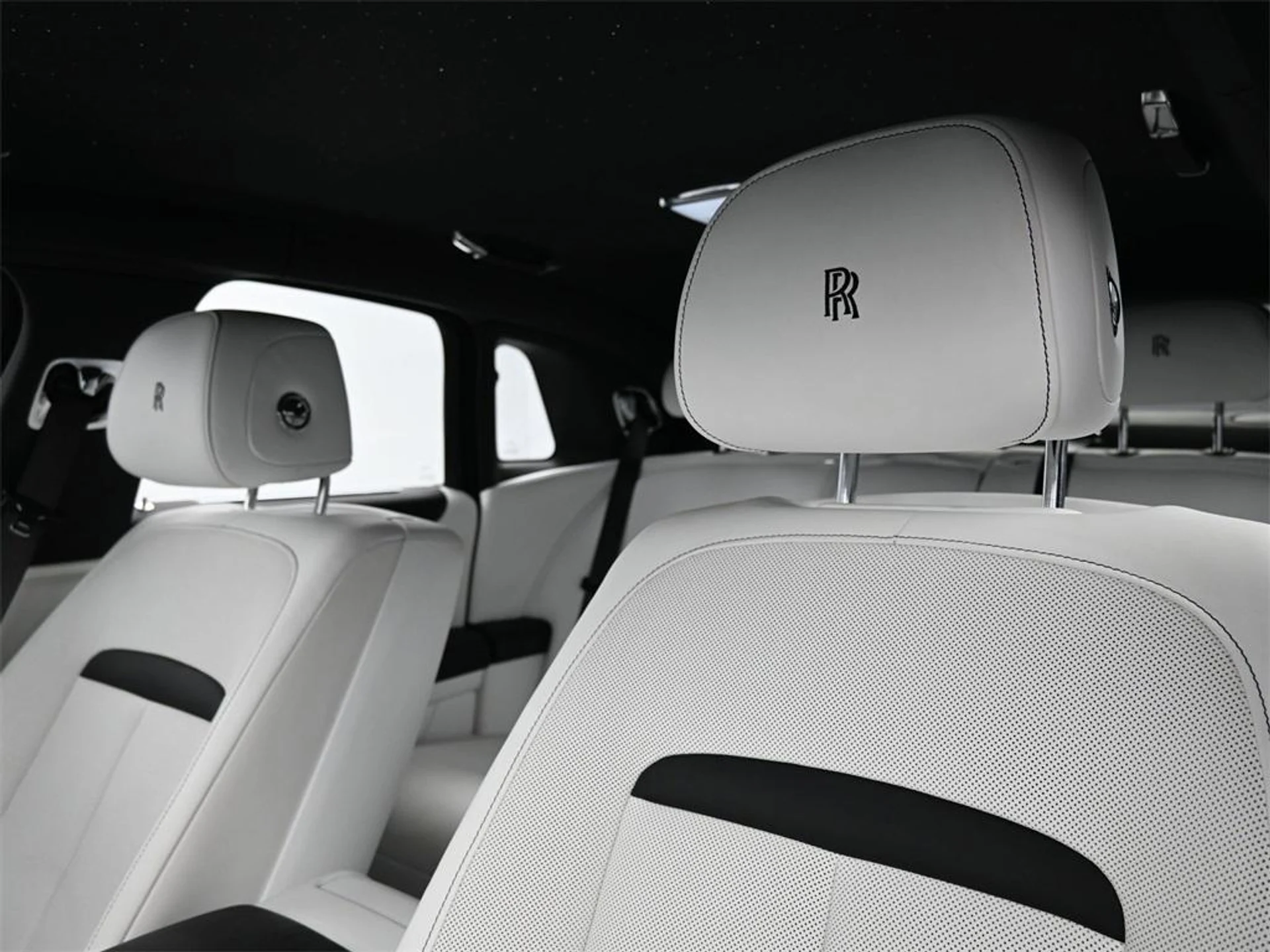 mph023_2215811836_l1_K_Ozn_A_Lo_uw_S66e30xs_Fcx_PD_Y_8d9f0fcf32