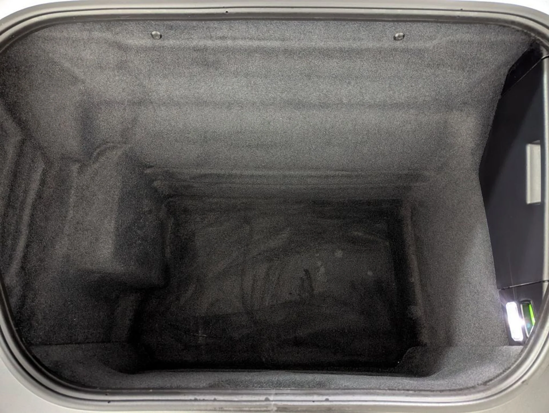 mph023_2218026811_b9ba3d68fd614f94f723518f91f3c042x_2ba21338f5