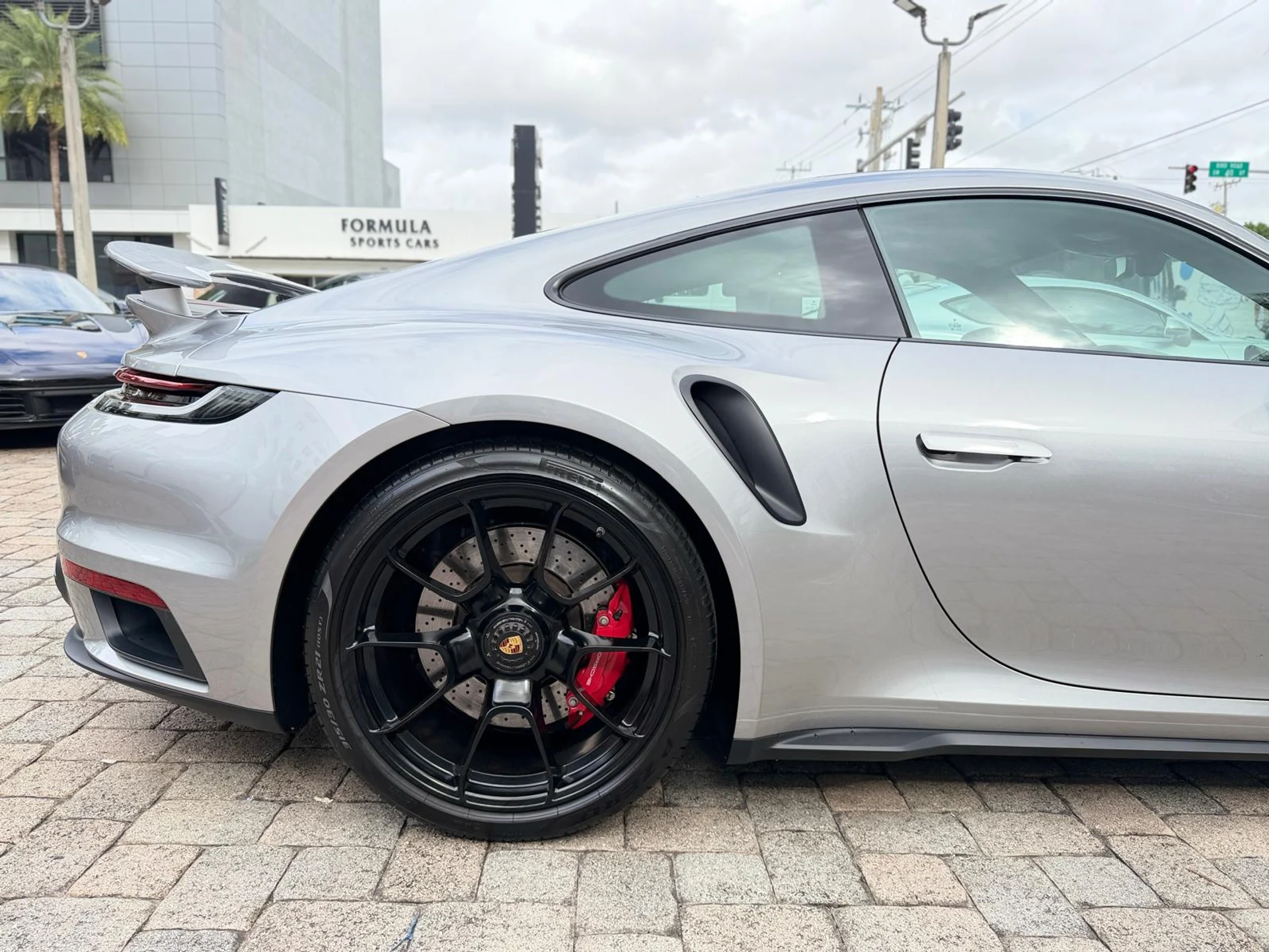 mph023_2219375924_Whats_App_Image_2025_12_24_at_12_51_46_PM_11_0011e18daa