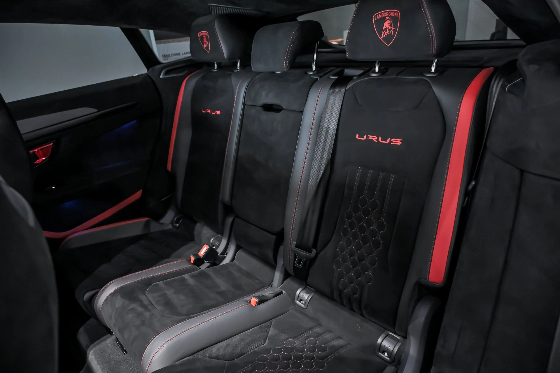 mph023_2237797567_534950e6e7f6dc492e2eb107c1dc87aax_316c5afa2d