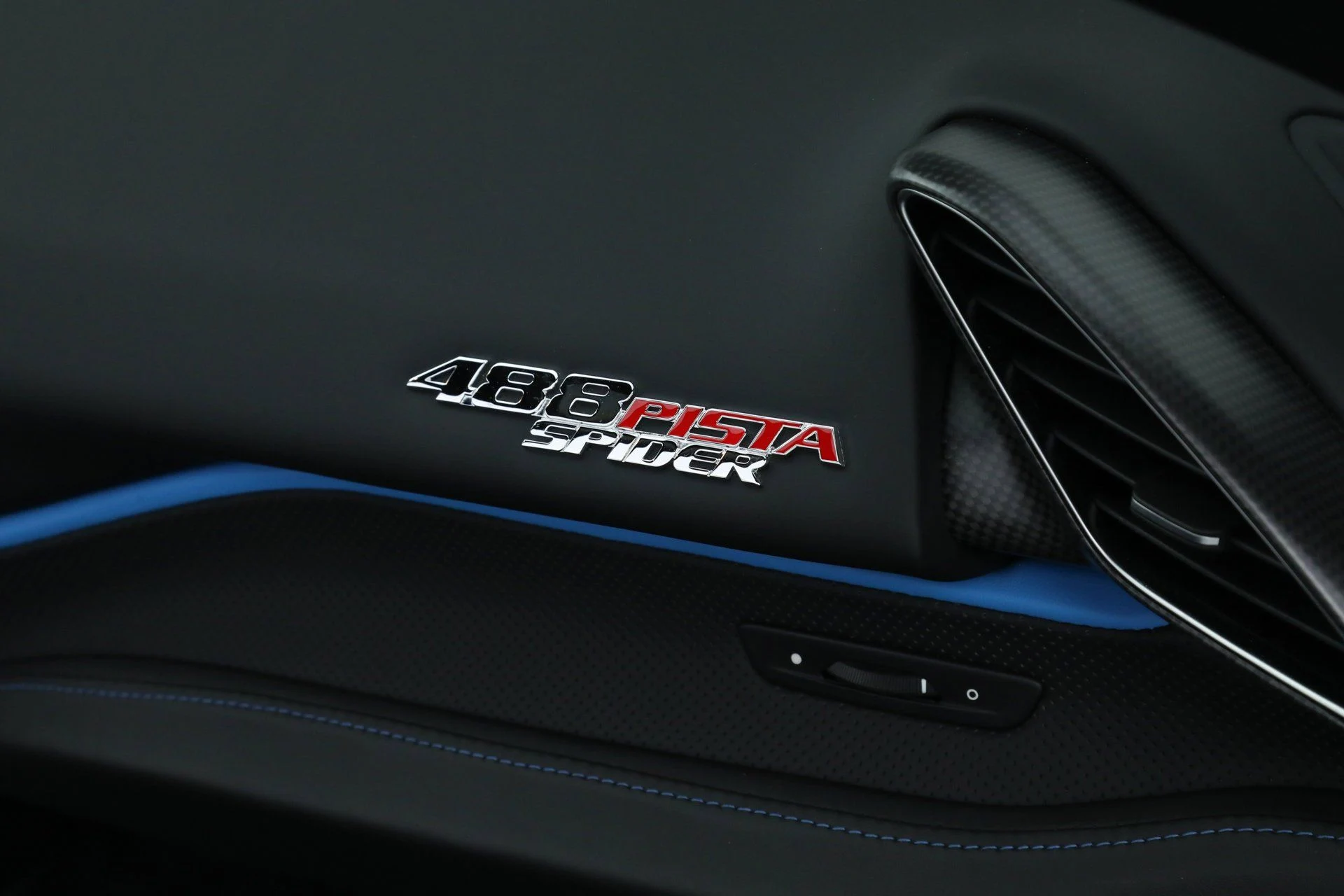 mph023_224130933_5466355785e0cb2b5c883ce21fdfda56_e95383612f